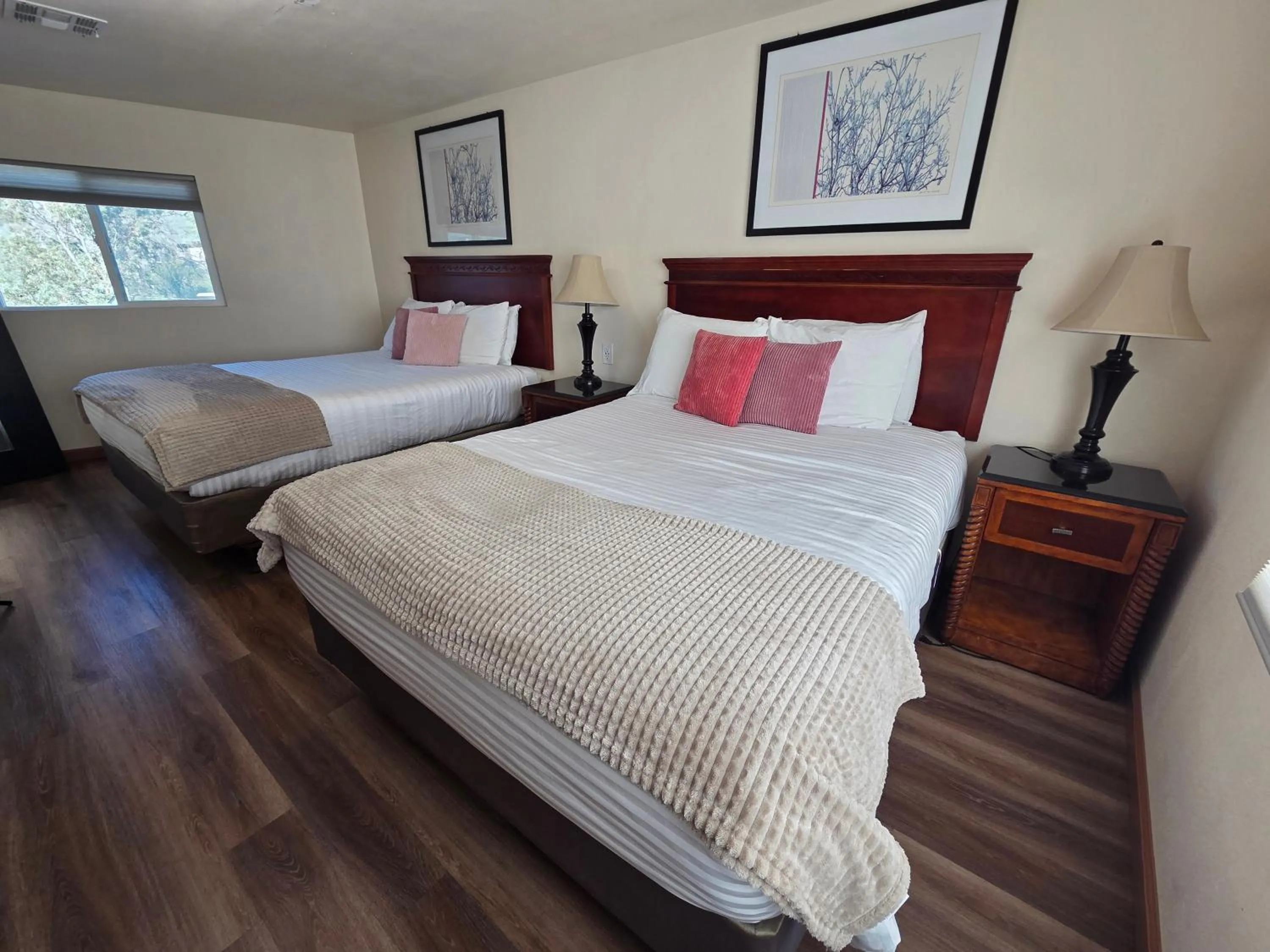 Bed in Sequoia Village