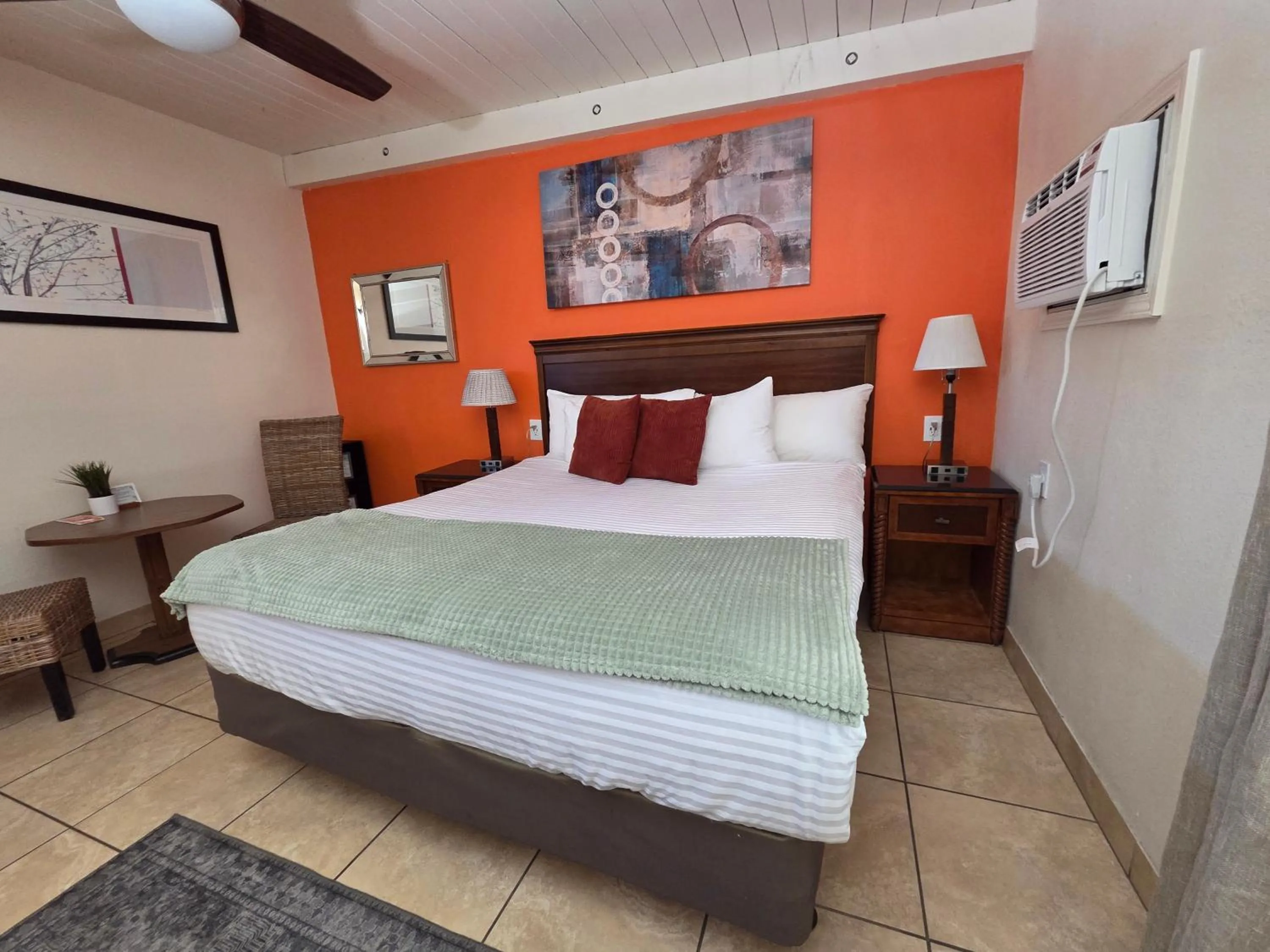 Bed in Sequoia Village