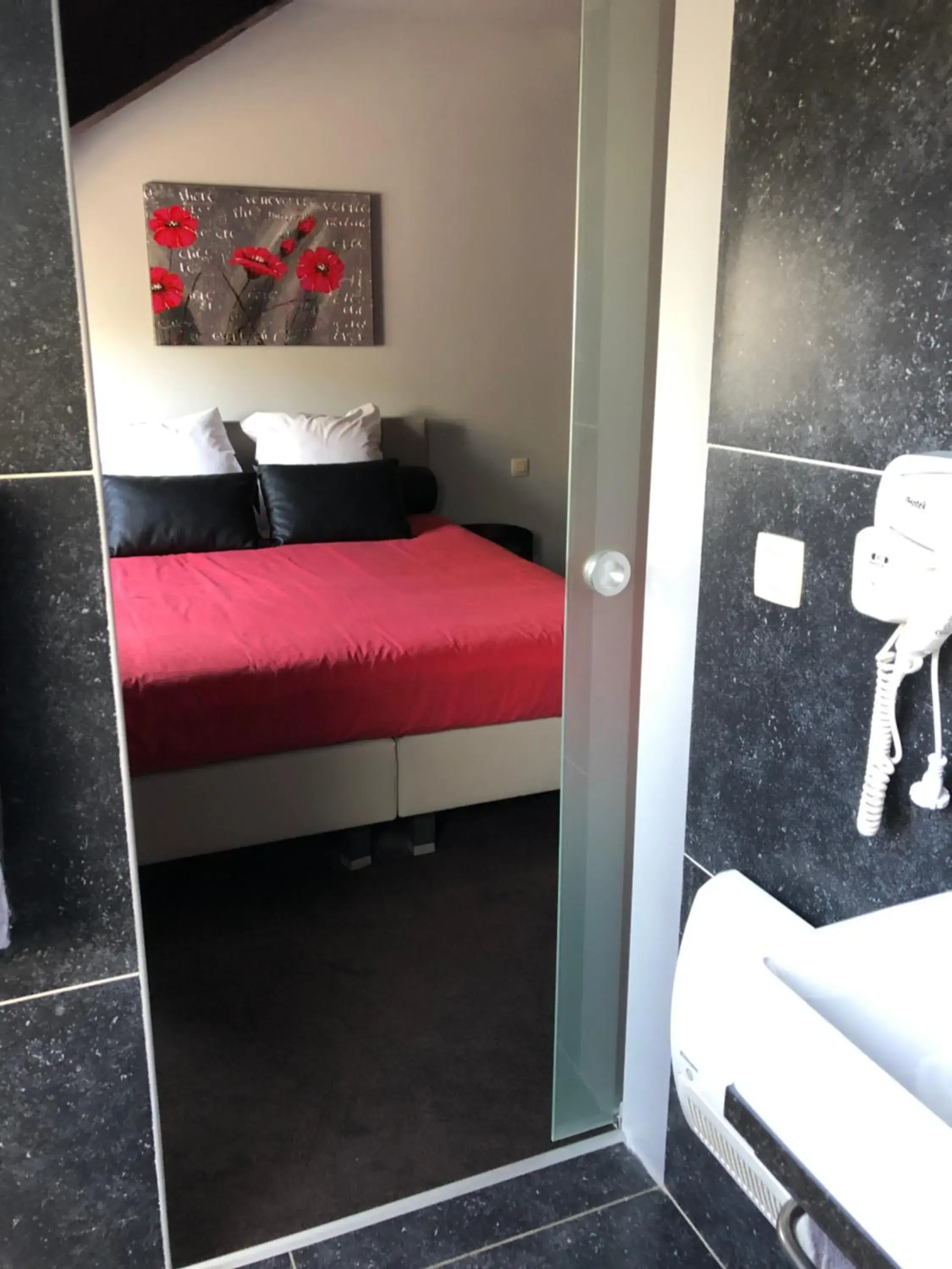 Double Room in La table d’Auguste Double Room in La table d’Auguste