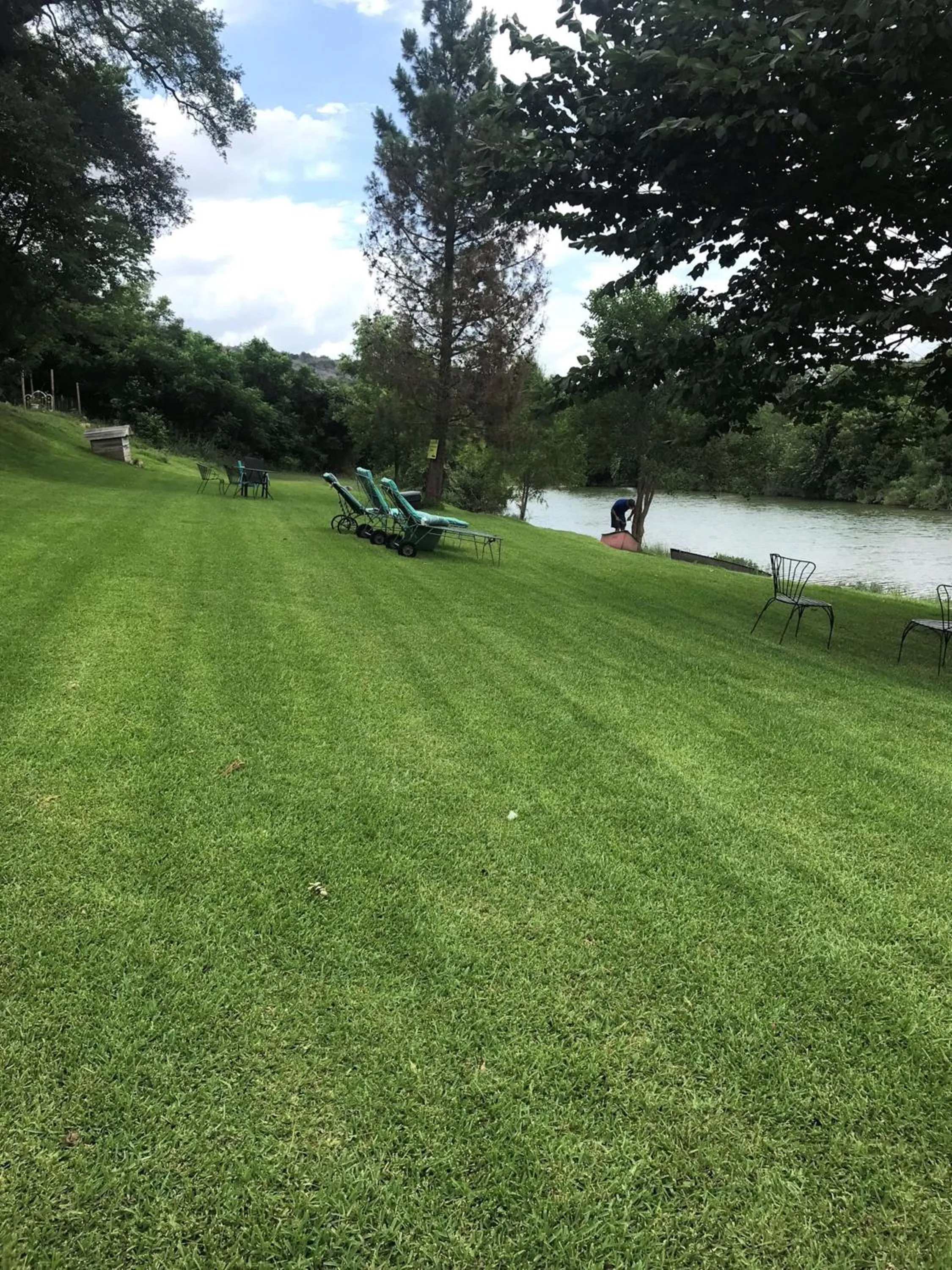 Grandview House on Hamilton Creek