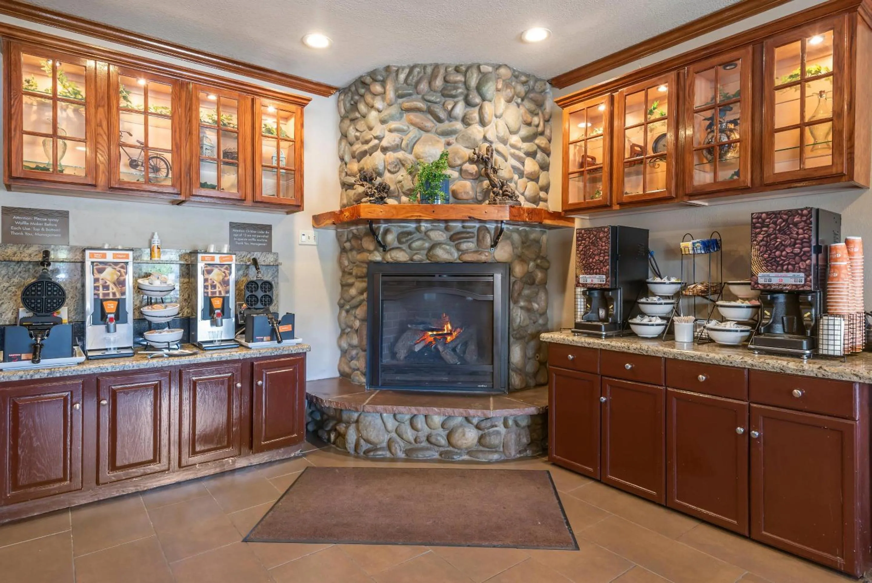 Breakfast in Comfort Inn & Suites Durango