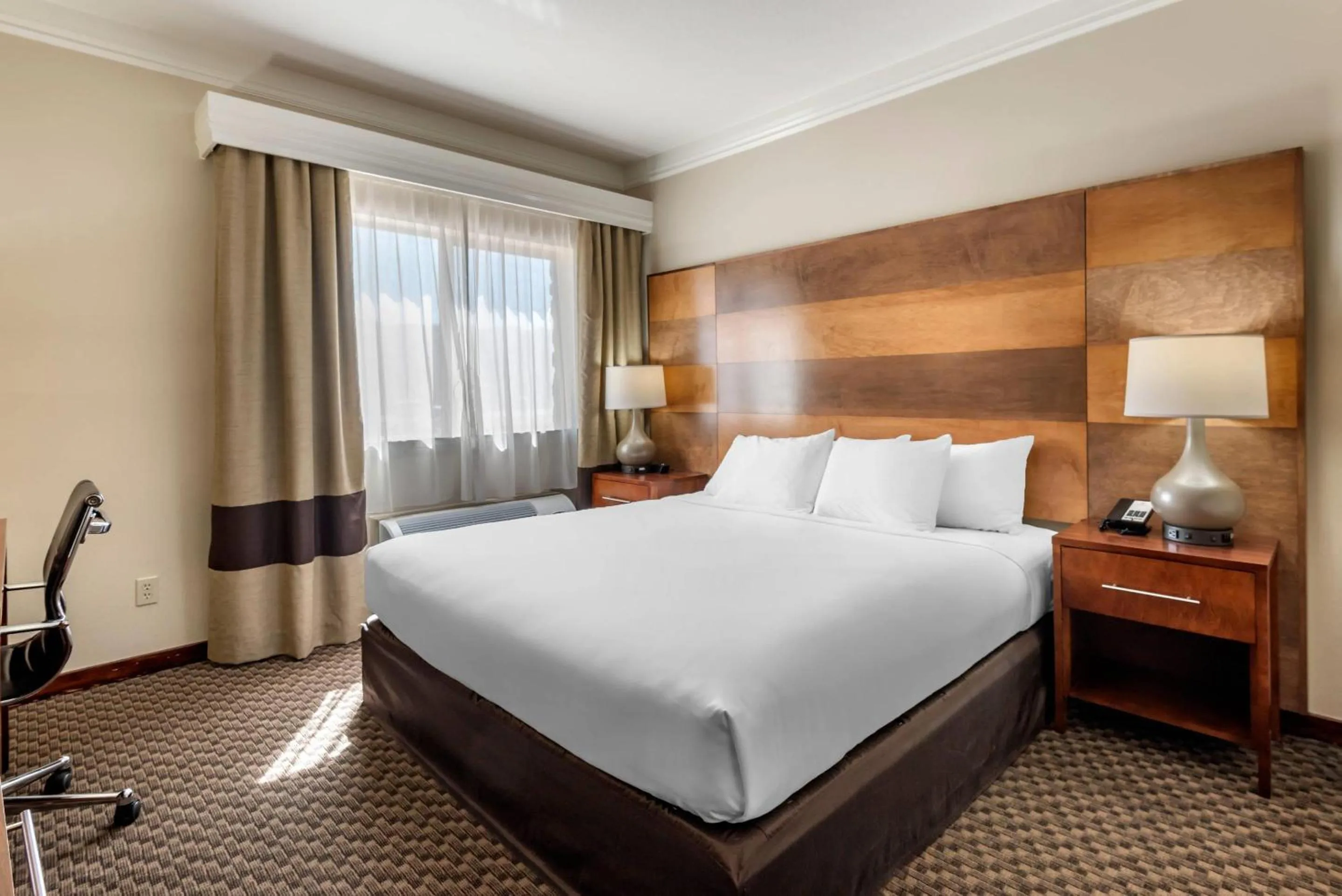 Bedroom, Bed in Comfort Inn & Suites Durango