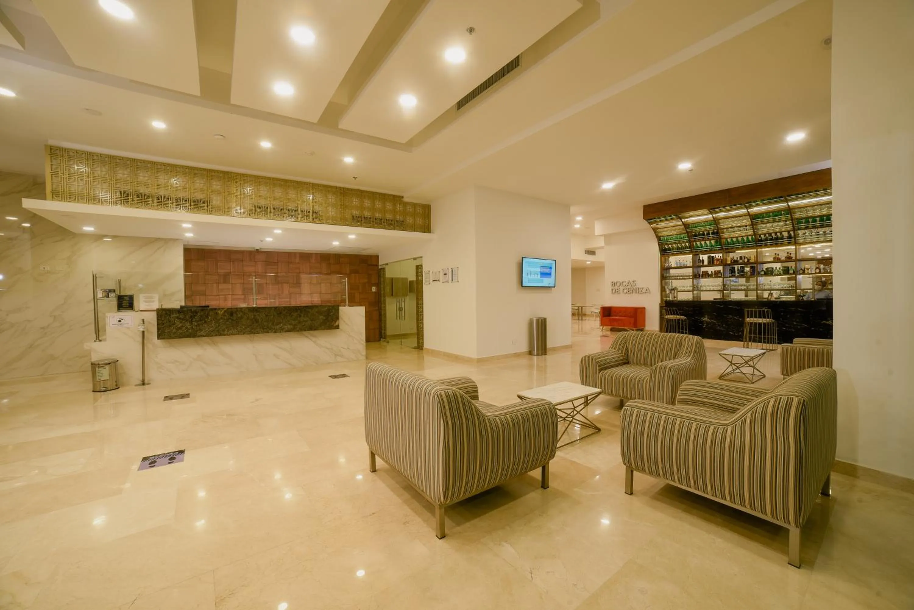 Lobby or reception in Hotel Dorado Plaza Alto Prado