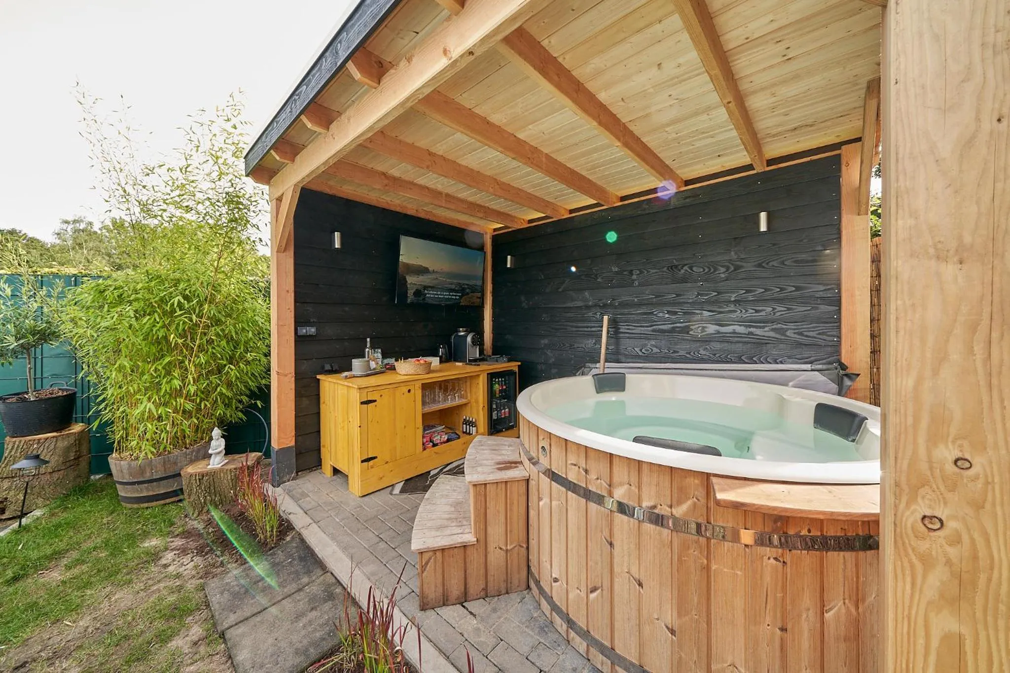 Hot Tub in B B Huize Hooijer