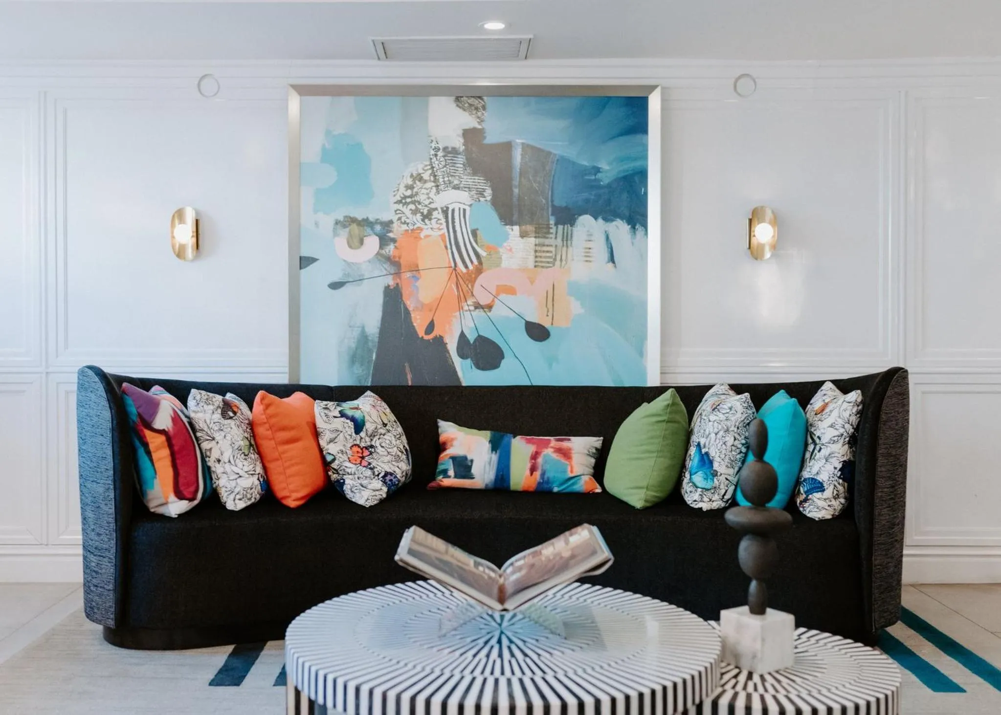 Lobby or reception in Le Parc at Melrose