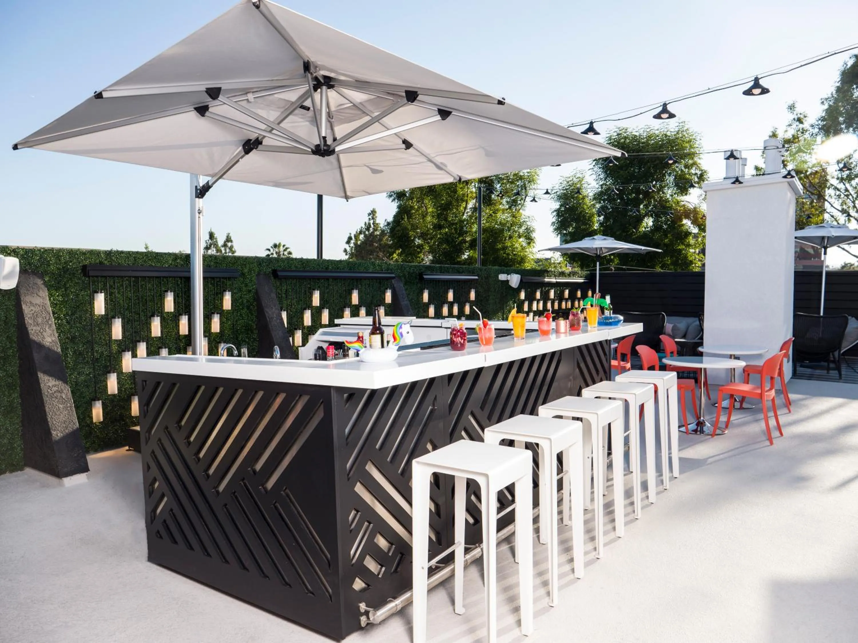 Lounge or bar in Le Parc at Melrose