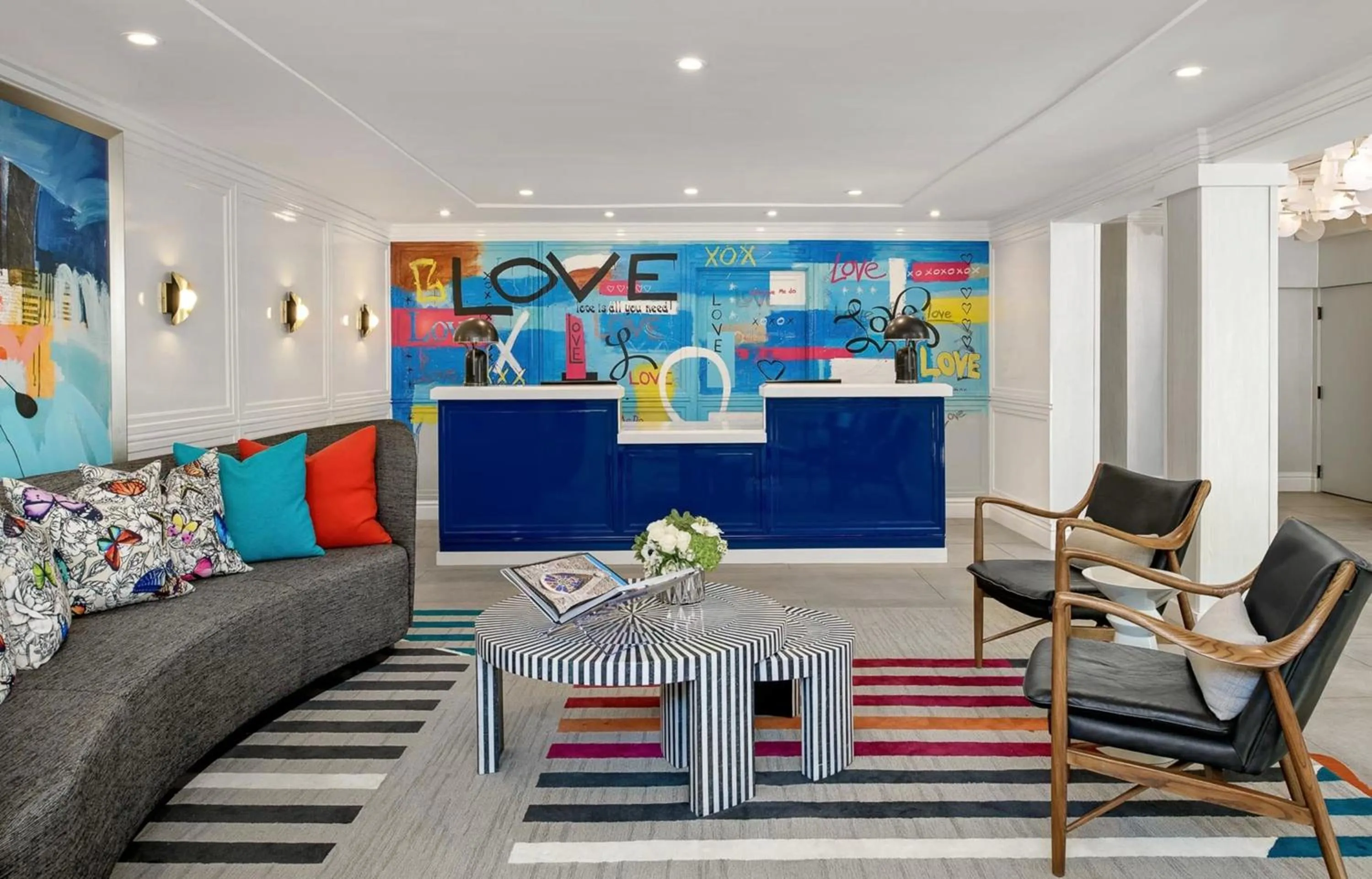 Lobby or reception in Le Parc at Melrose