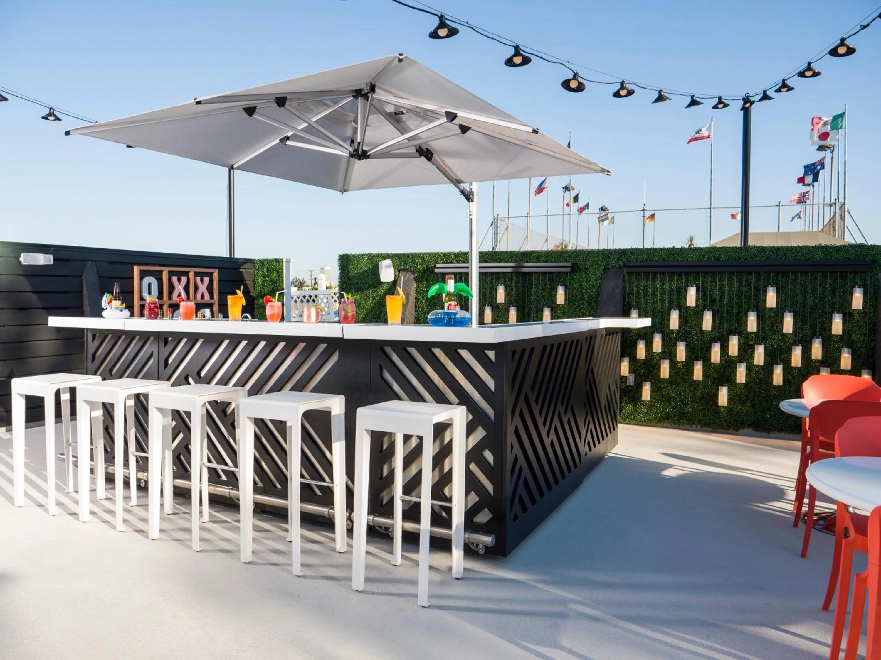 Lounge or bar in Le Parc at Melrose