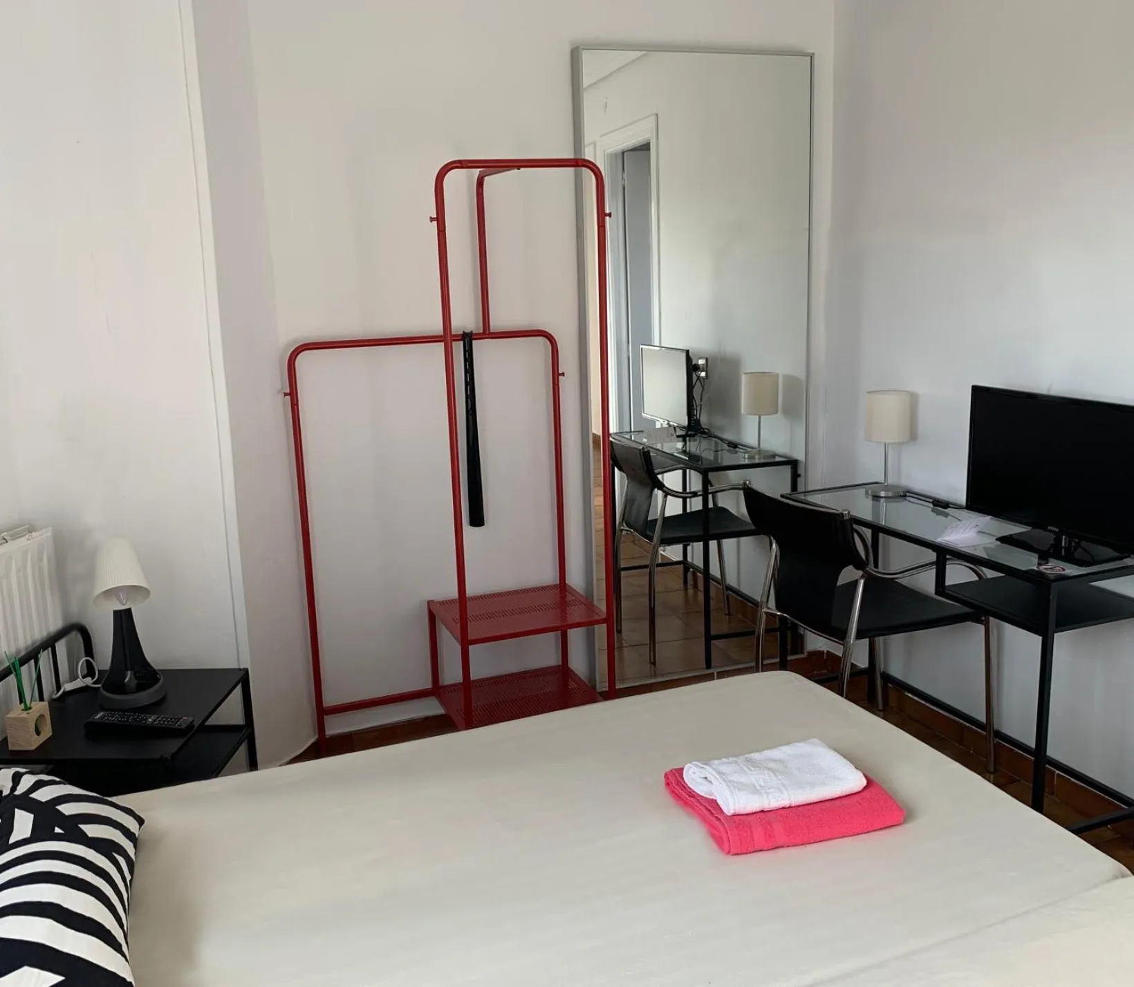 Photo of the whole room in Hotel y Restaurante Puerta de Aranda