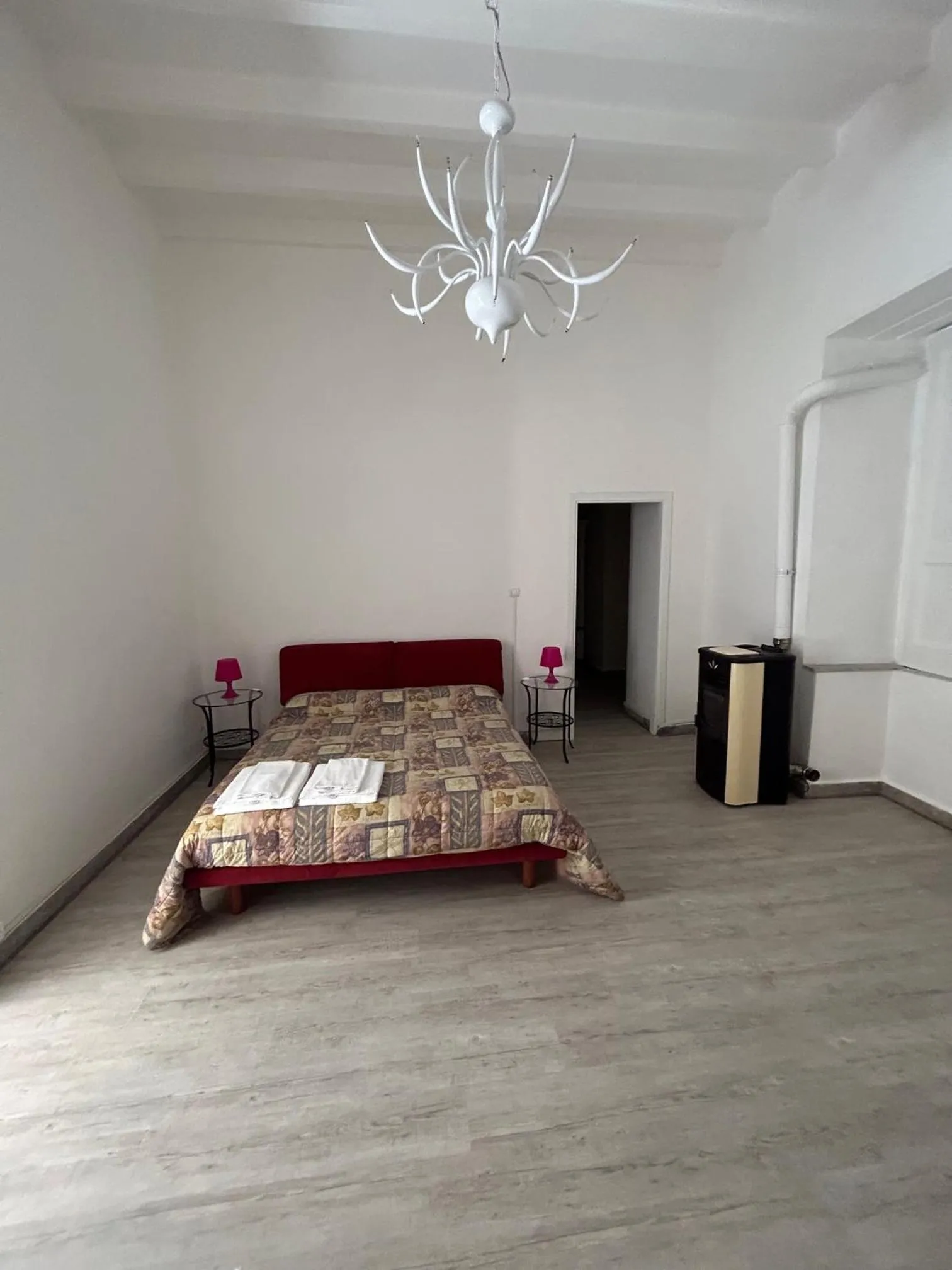 Bedroom, Bed in Villa Bonaccorso - antica e maestosa villa con piscina ai piedi dell'Etna