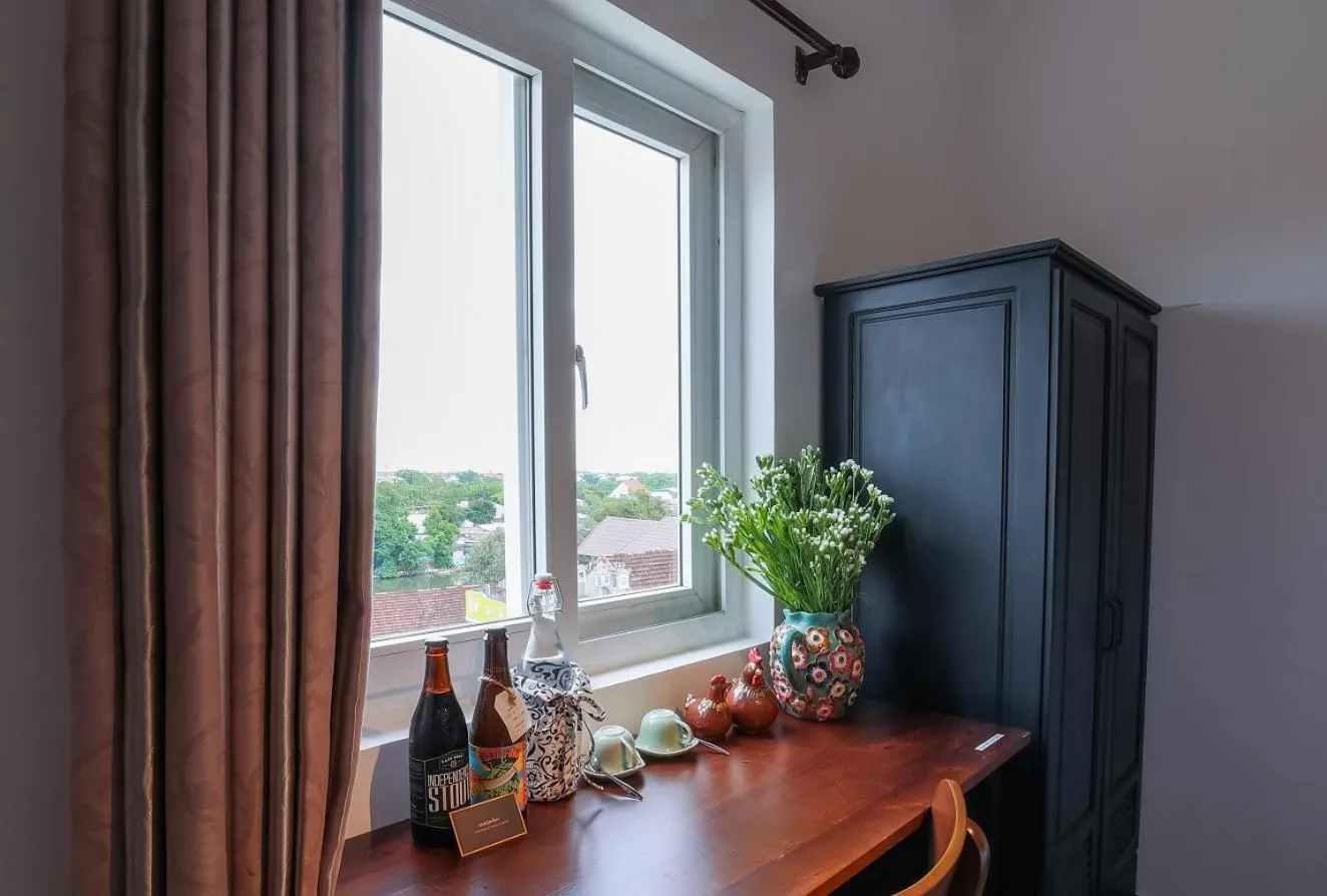 Purple Hue - Charming Riverside