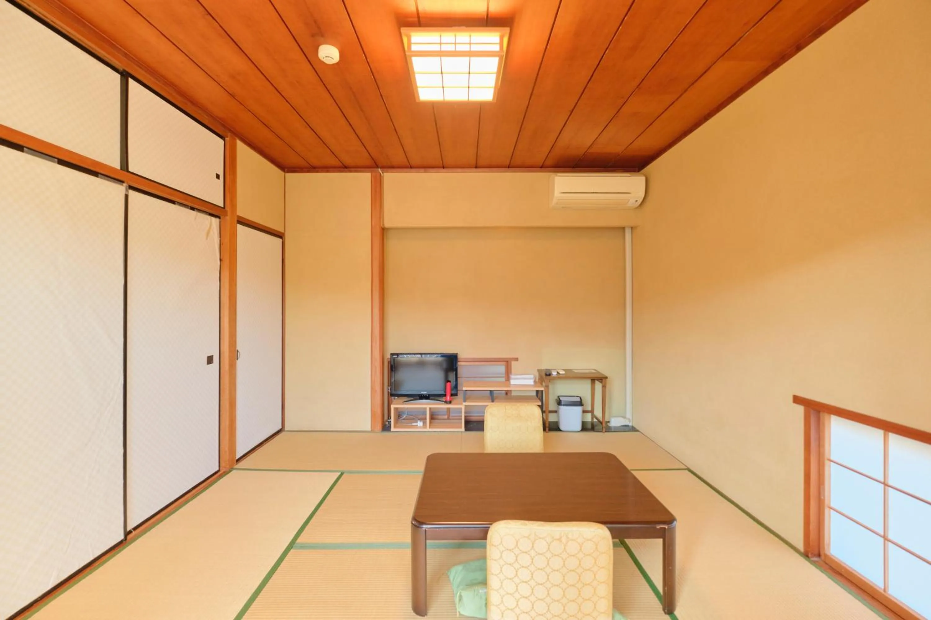 Ryokan -Suikoen- by Tranova