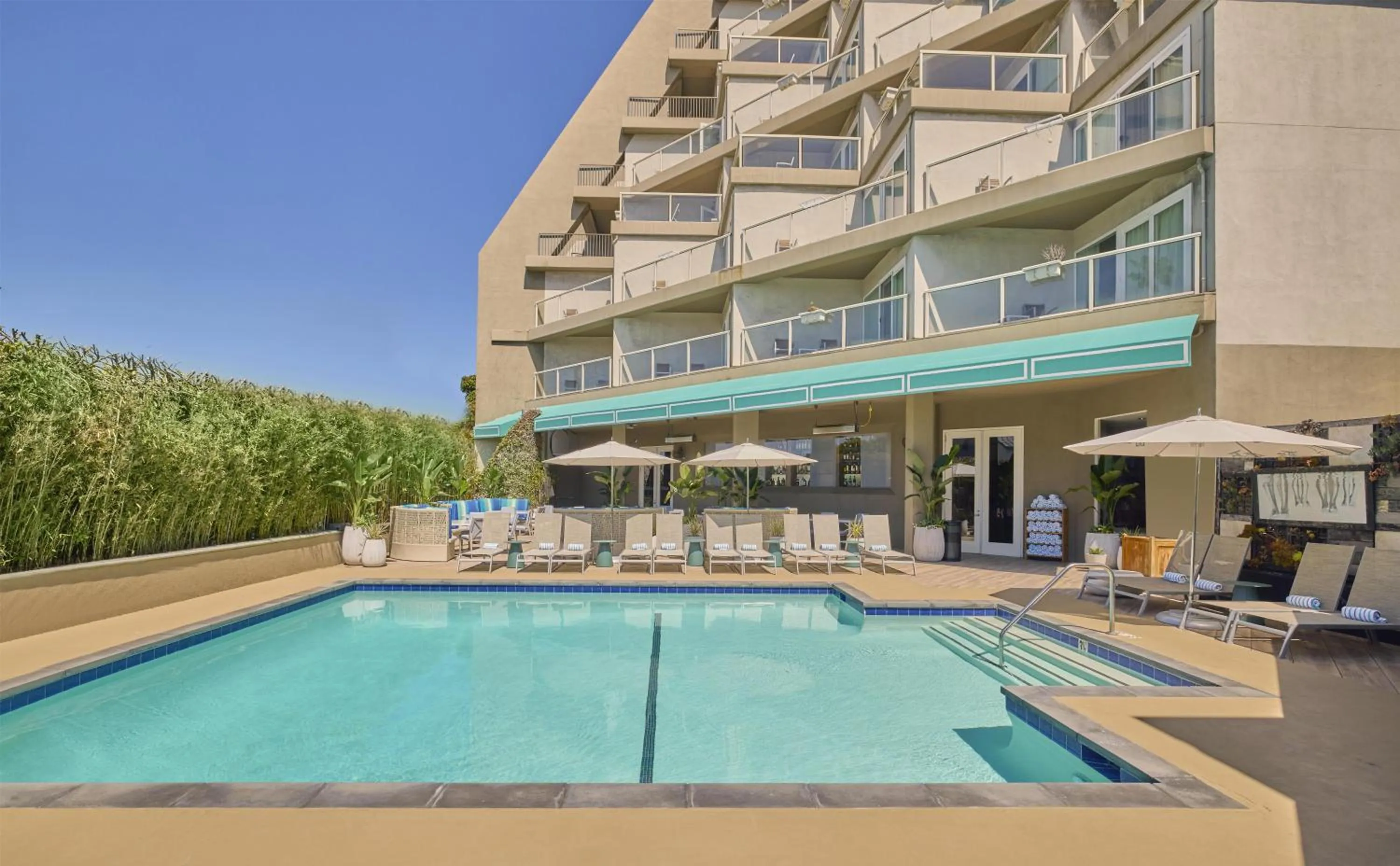 Swimming pool in Hyatt Centric Delfina Santa Monica