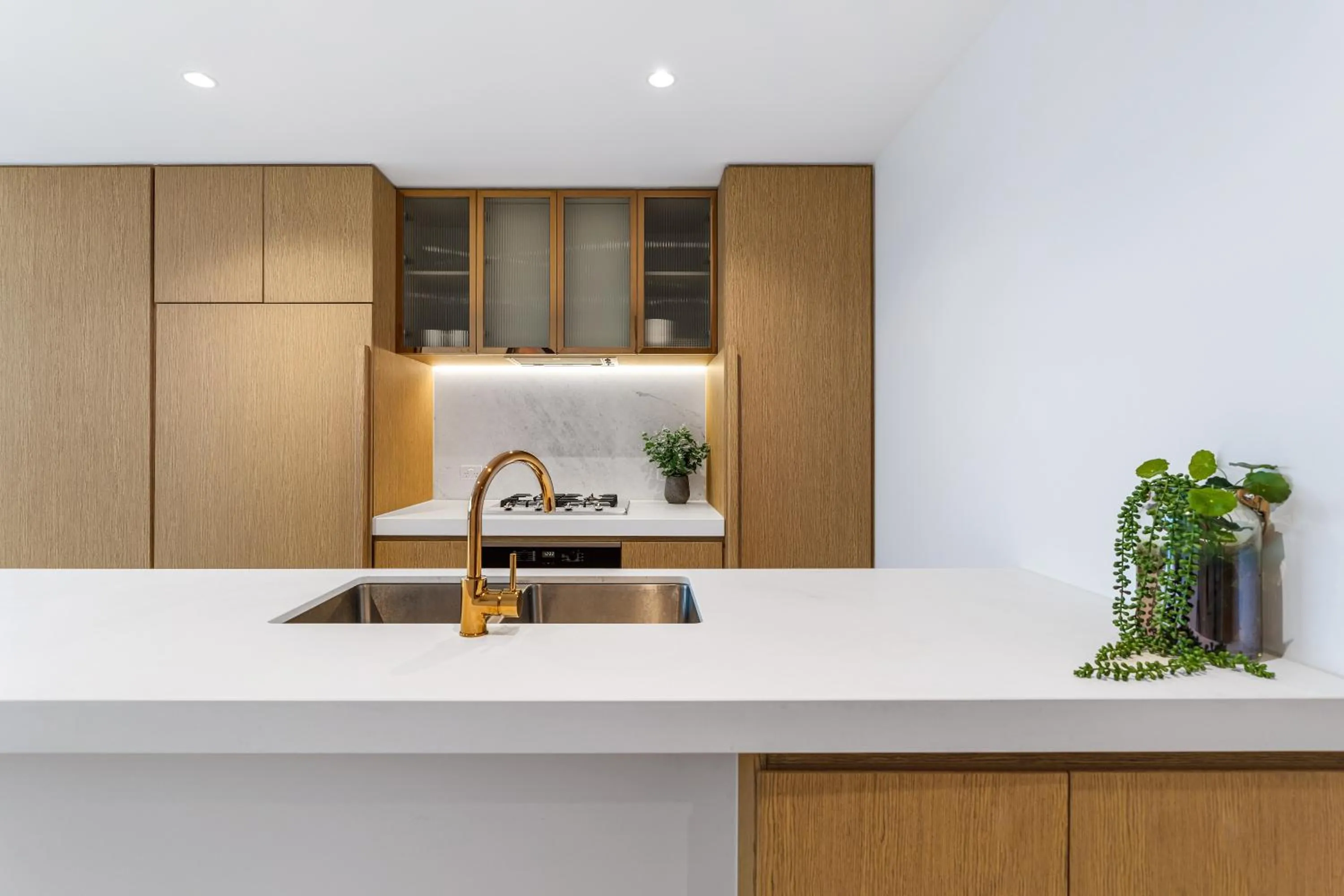 Kitchen or kitchenette in Collins House Apartments by CLLIX