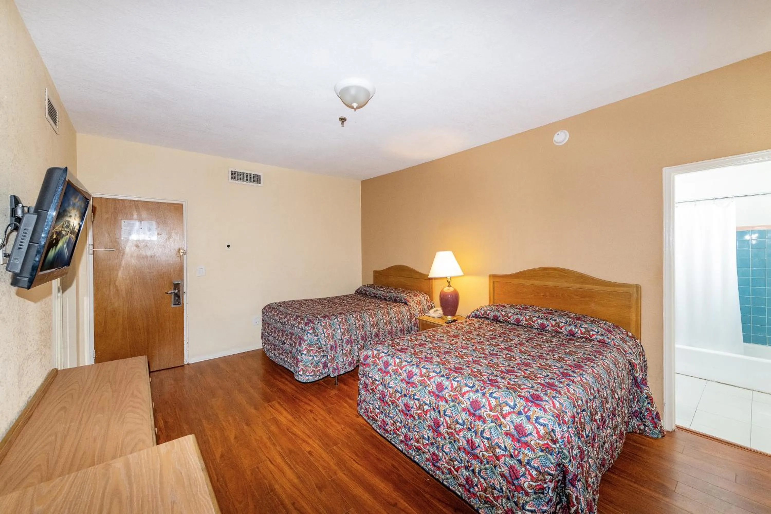 Deluxe Double Room in Ocean Beach Suites