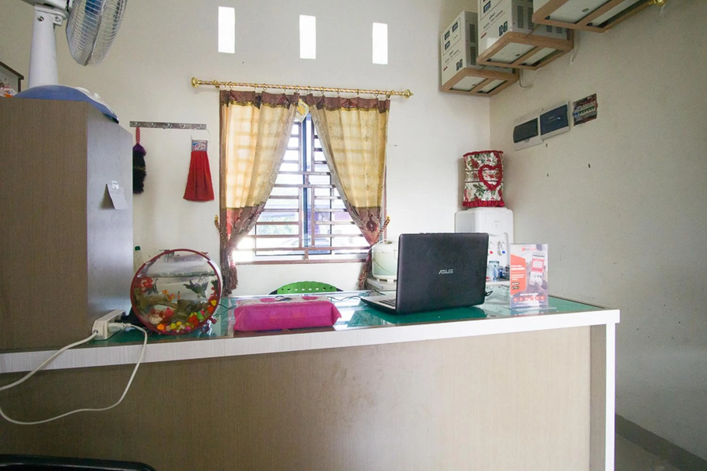 Lobby or reception in RedDoorz @ Pematangsiantar 2