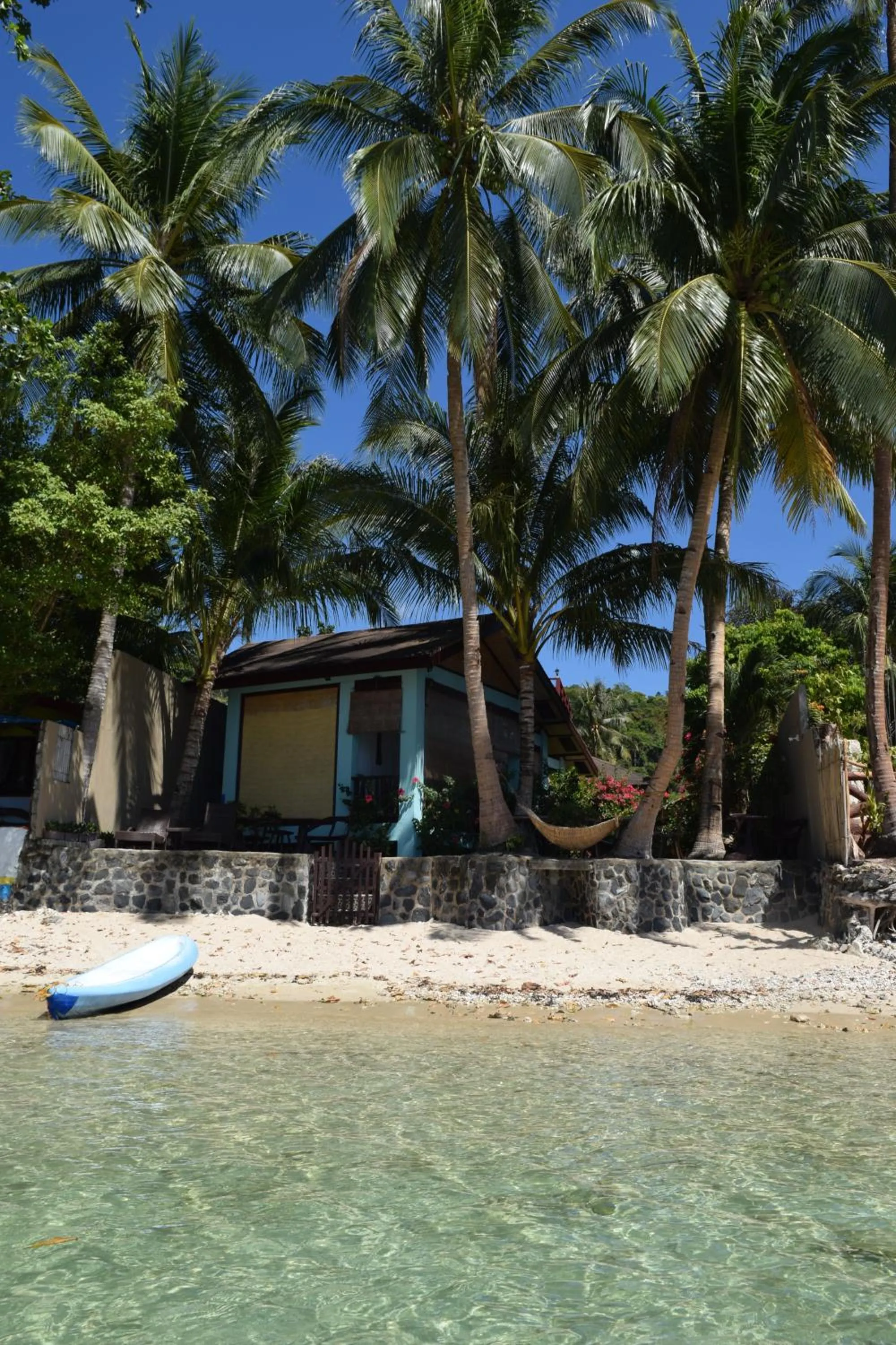 Beach in Angel Nido Resort