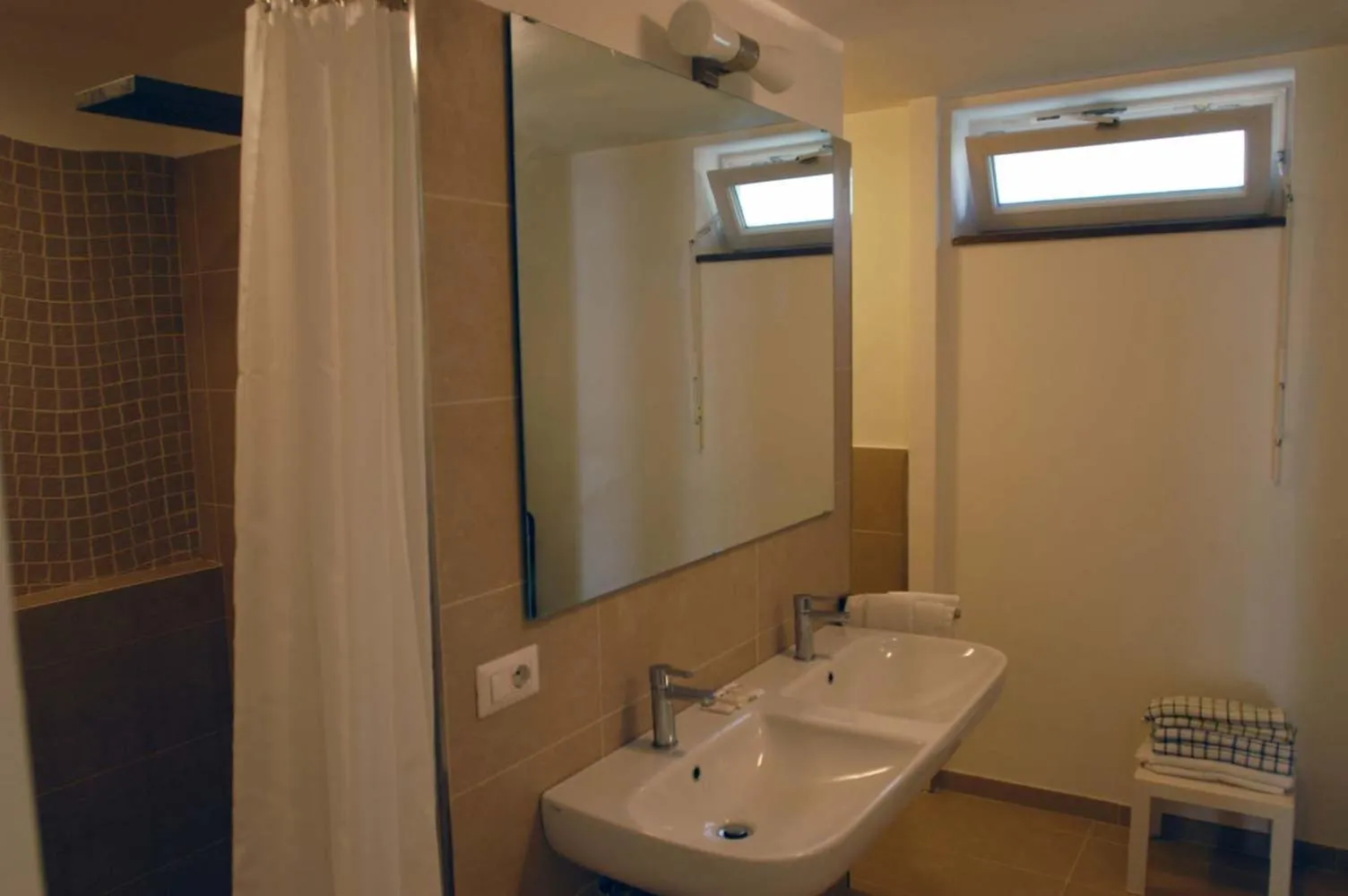 Bathroom in Hotel e Residence Il Faro Acciaroli