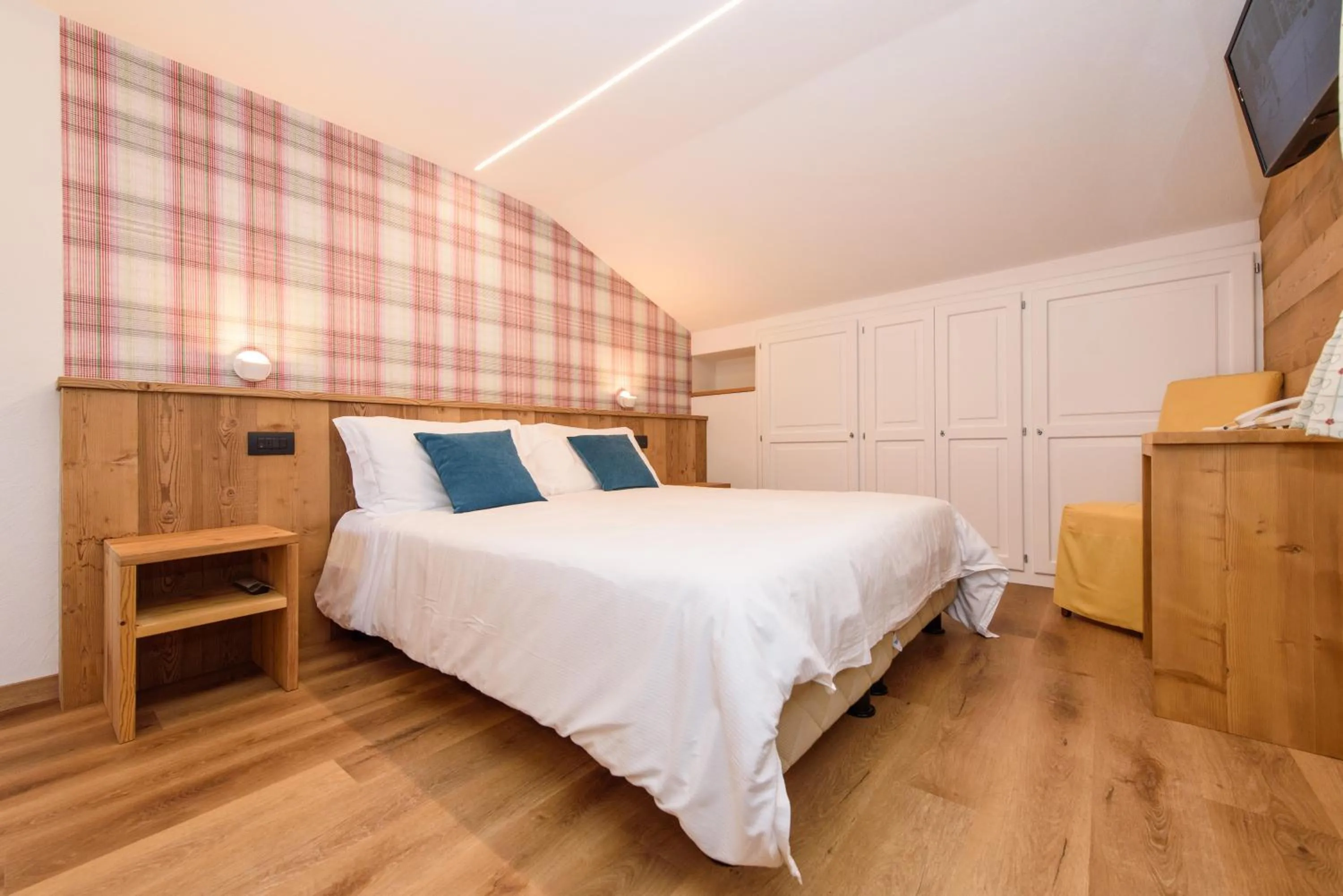 Bed in Hotel Des Roses