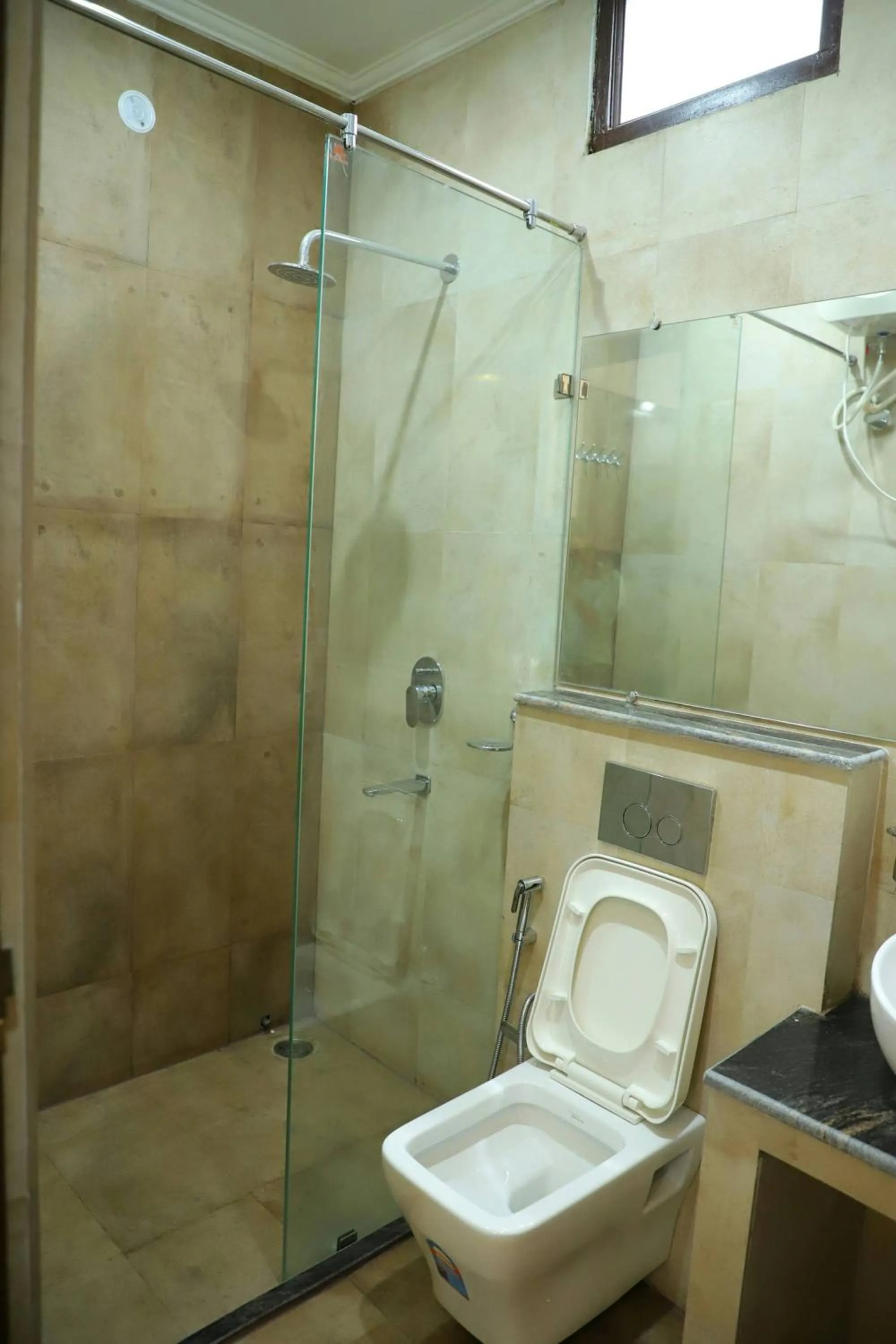 Bathroom in Excellent Property With Exellent Amenities You Would Love To Live In