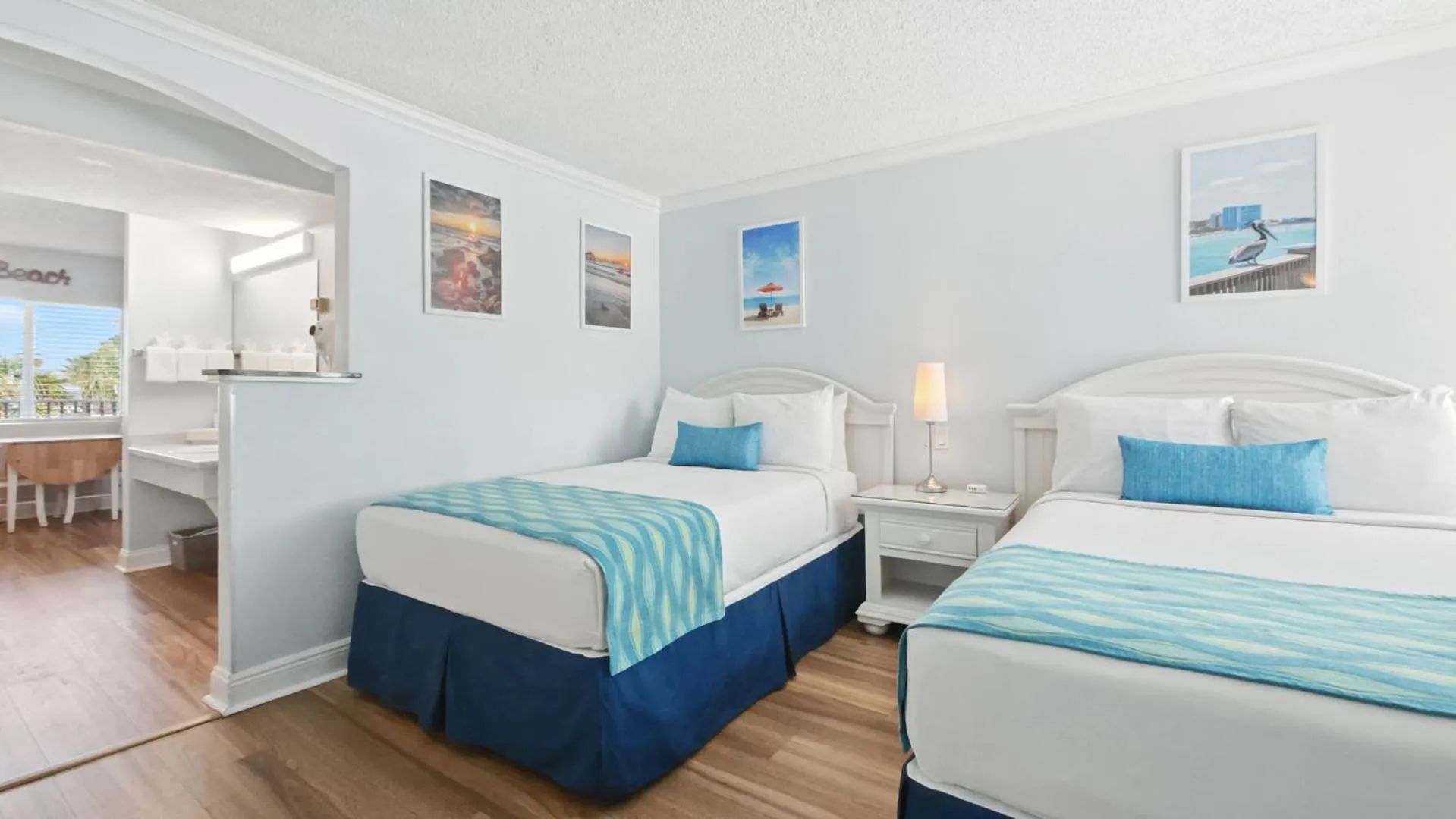 Bed in Pelican Pointe Clearwater Beach Hotel