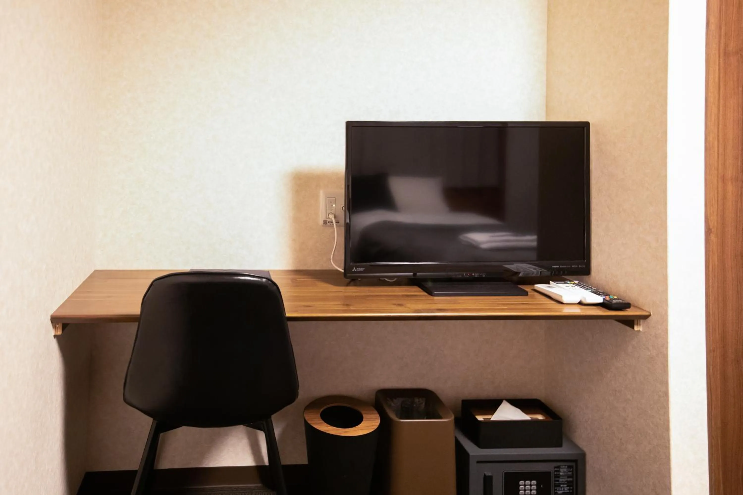 TV and multimedia in Bright Hotel Kiyomizu