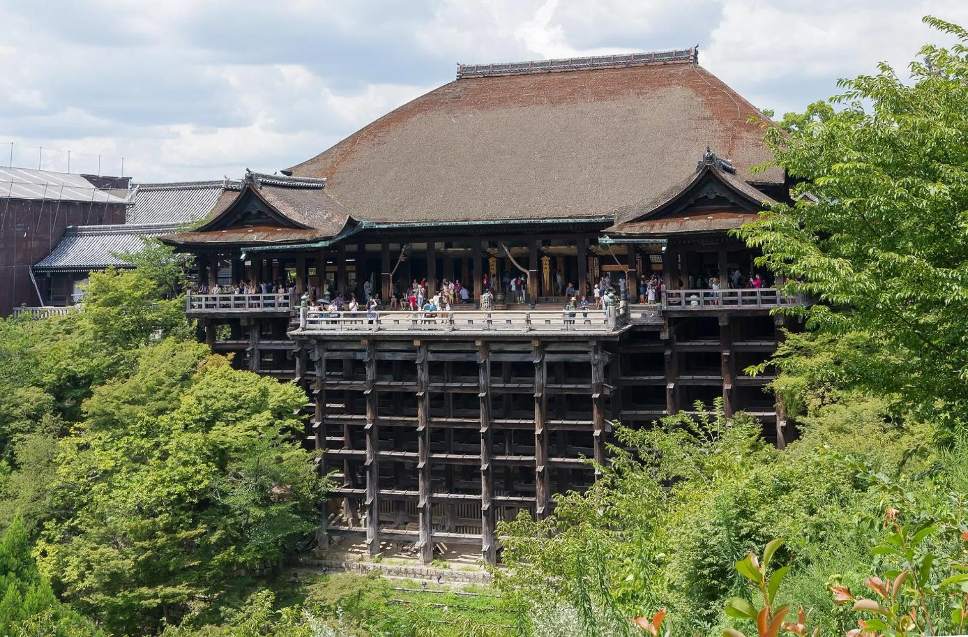 Nearby landmark in Bright Hotel Kiyomizu