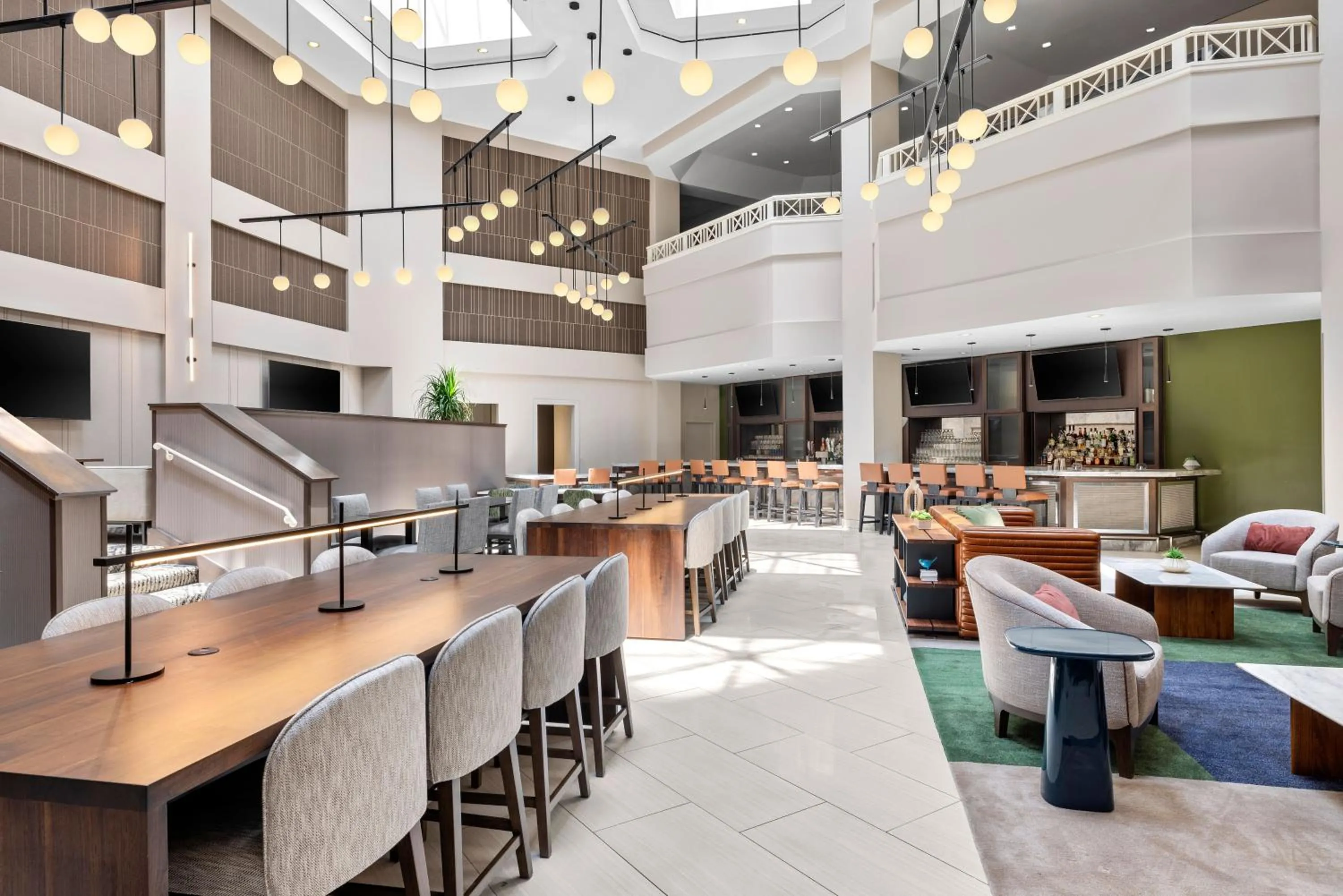 Lobby or reception in Sheraton Suites Galleria Atlanta