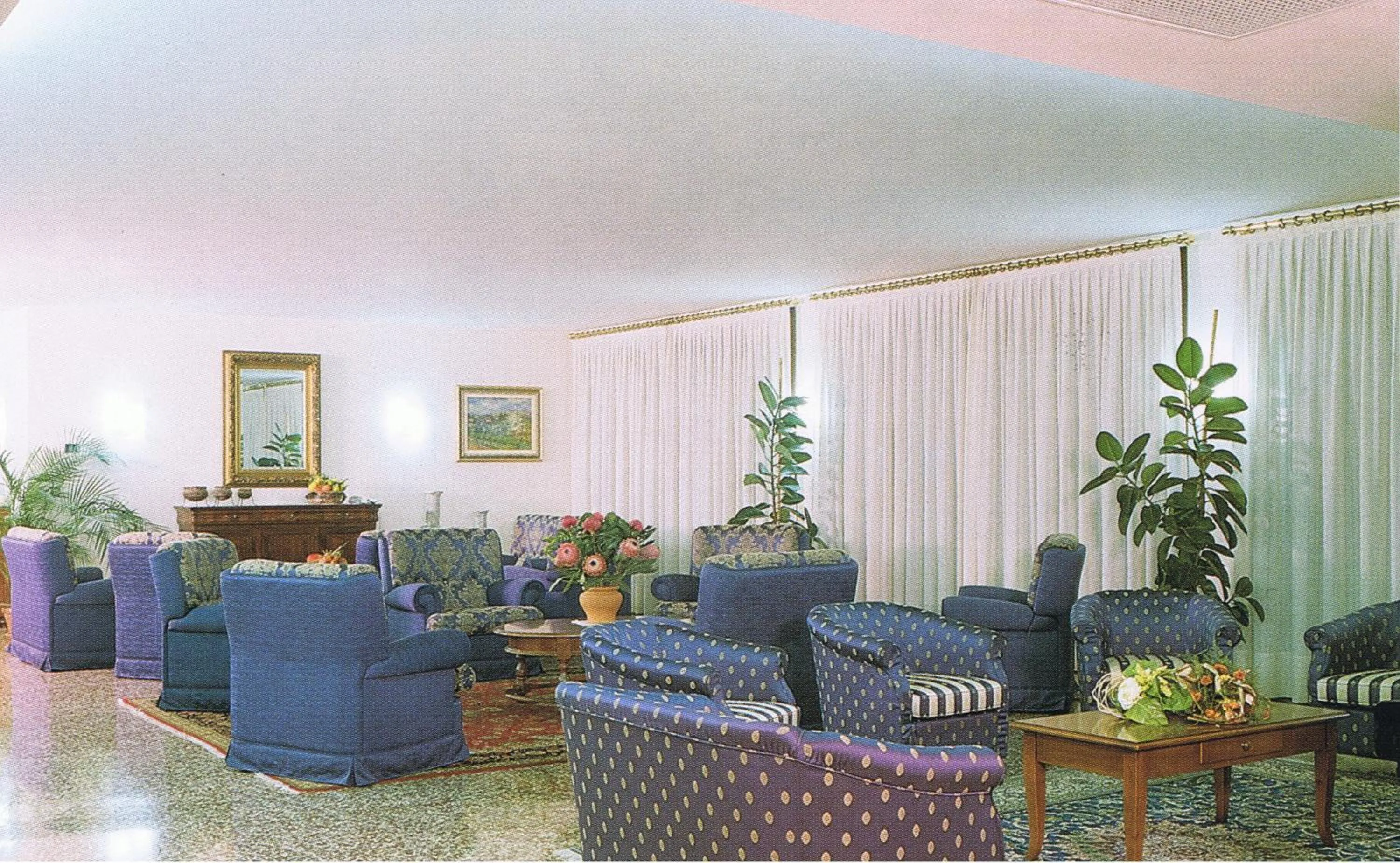 Communal lounge/ TV room in Hotel Piroga Padova