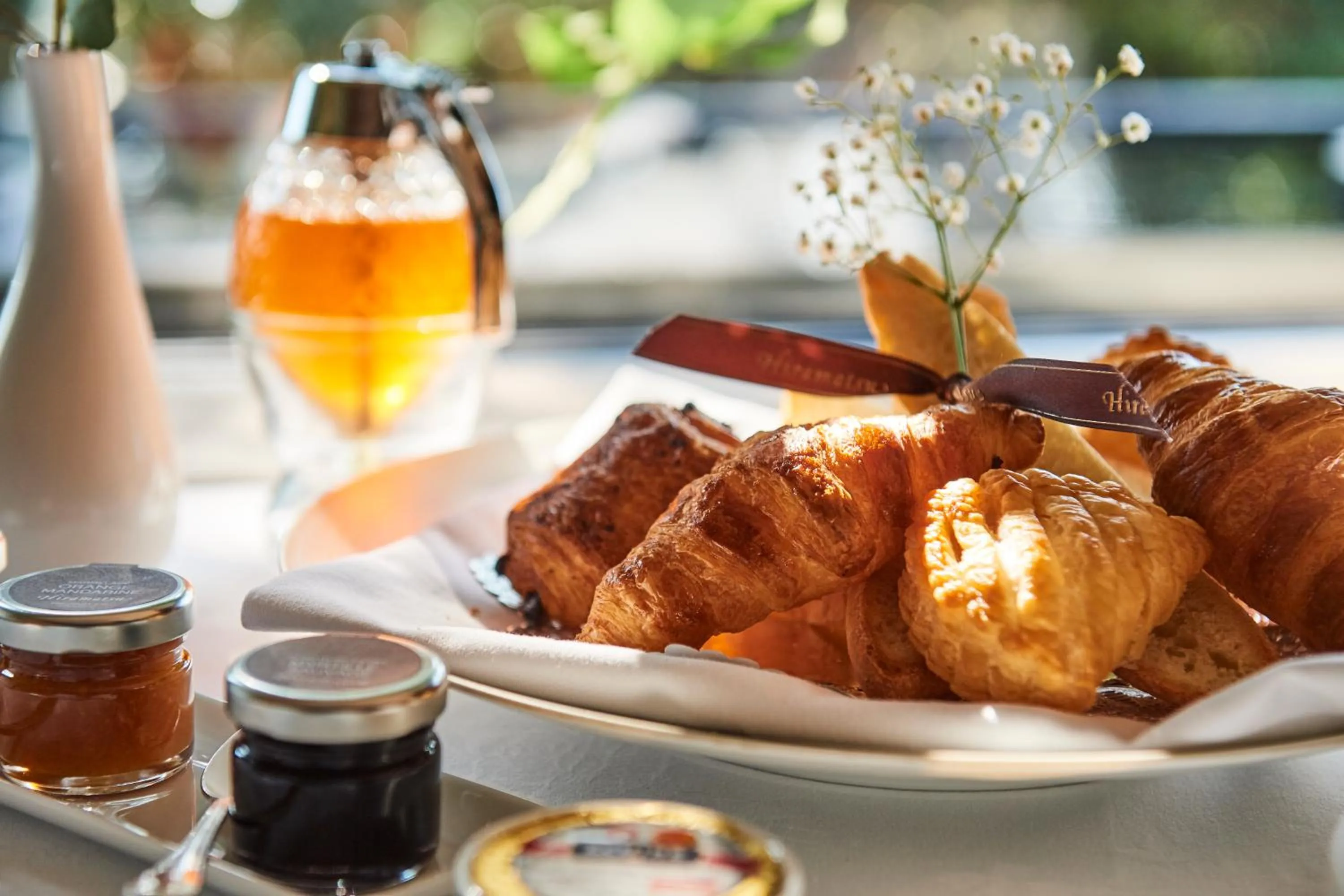 Breakfast in THE HIRAMATSU HOTELS & RESORTS KASHIKOJIMA