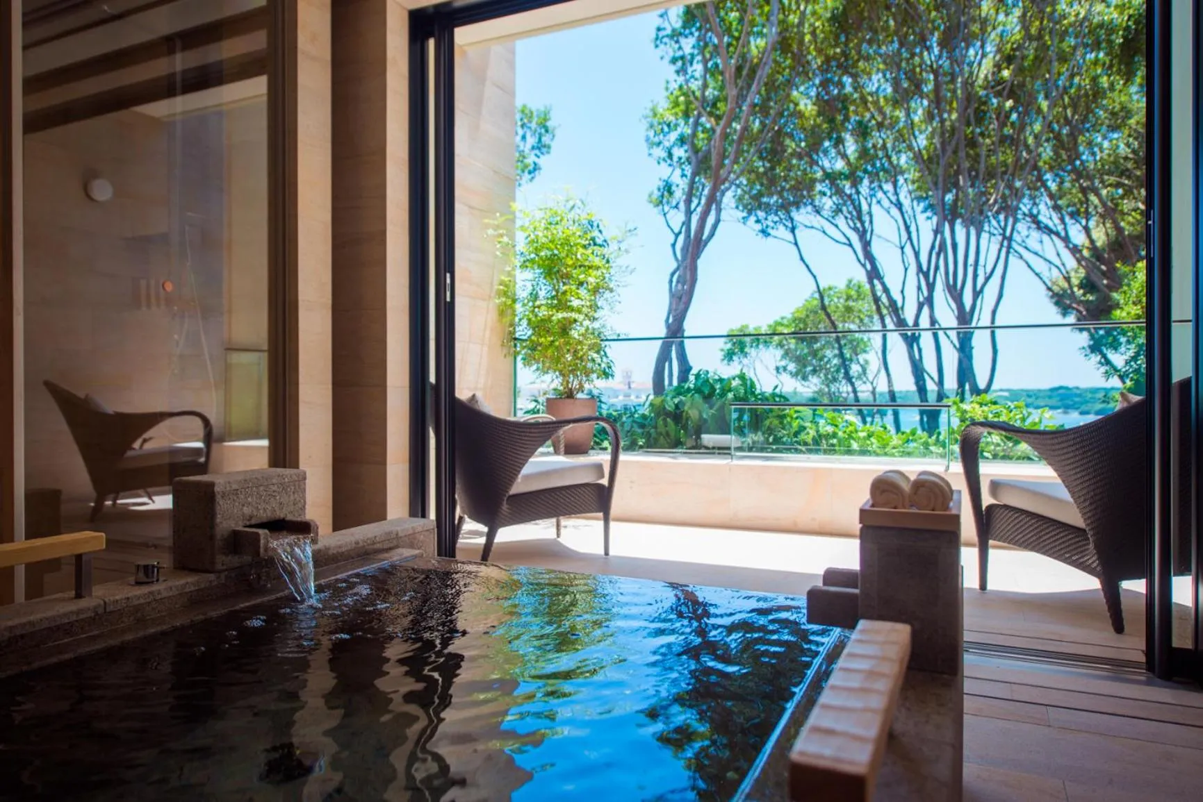 Hot Spring Bath in THE HIRAMATSU HOTELS & RESORTS KASHIKOJIMA