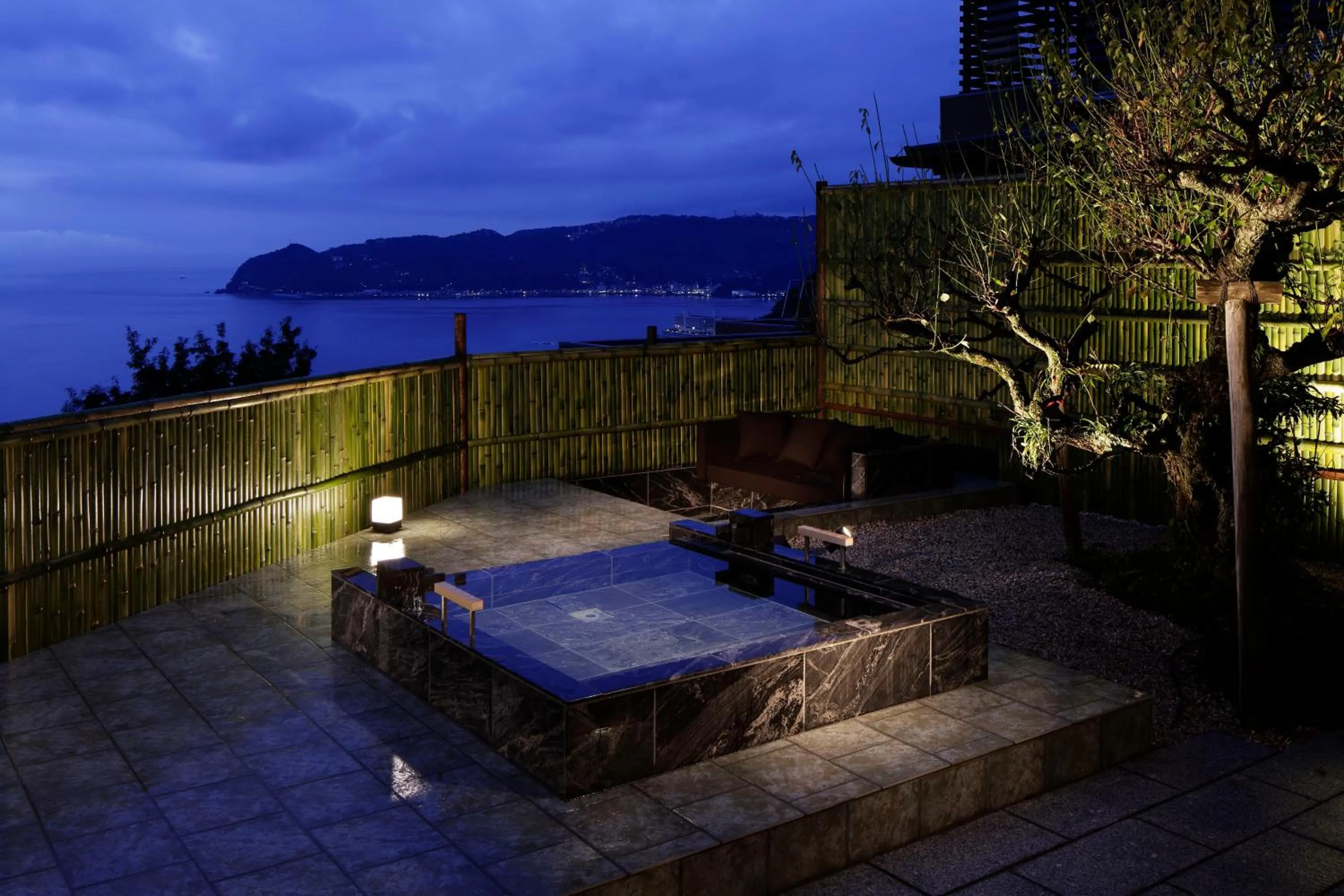 Open Air Bath in THE HIRAMATSU HOTELS & RESORTS ATAMI