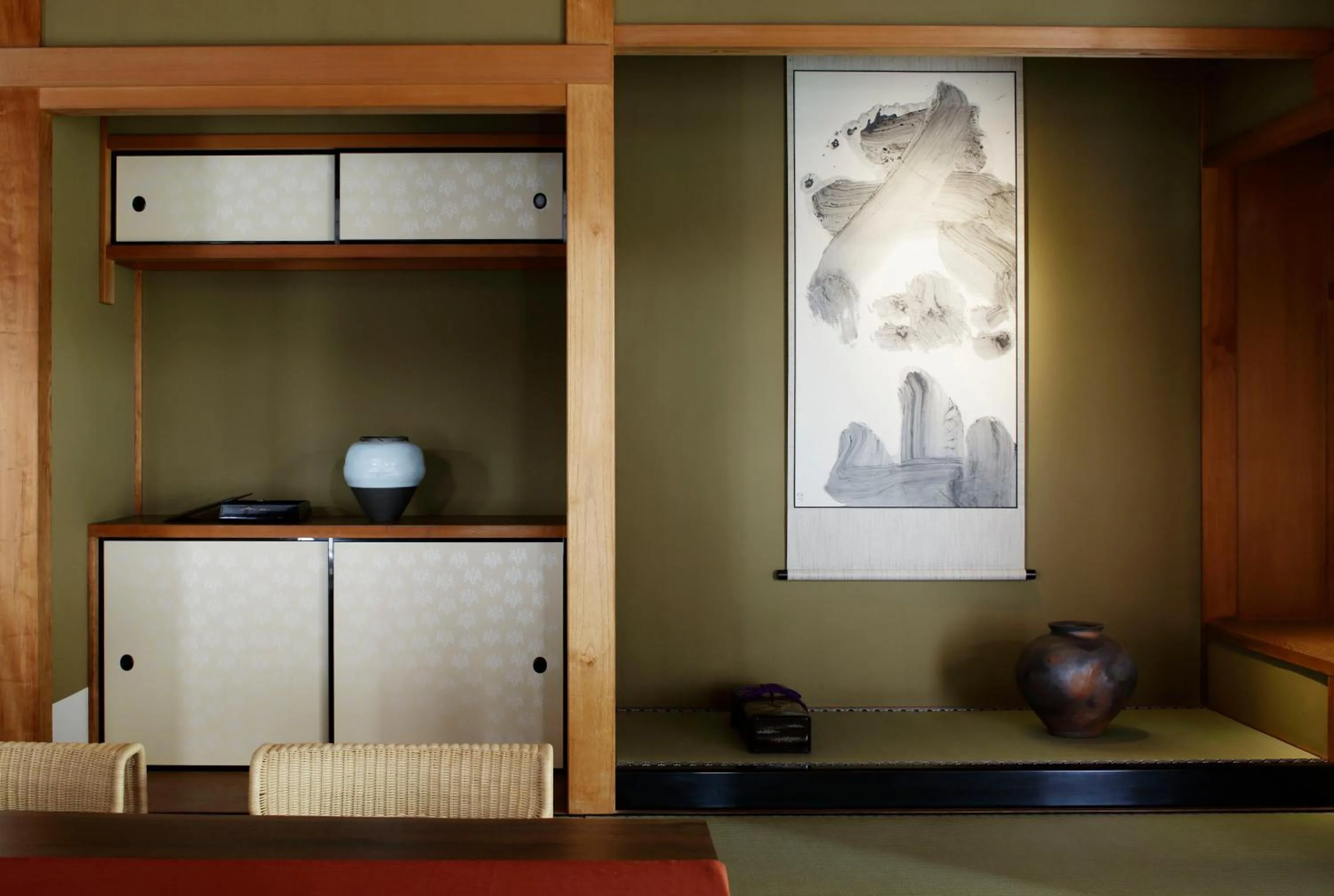 Living room in THE HIRAMATSU HOTELS & RESORTS ATAMI