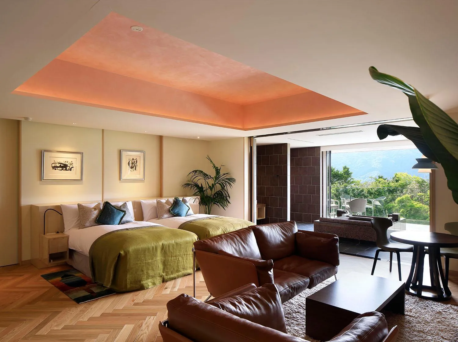 Living room in THE HIRAMATSU HOTELS & RESORTS SENGOKUHARA HAKONE