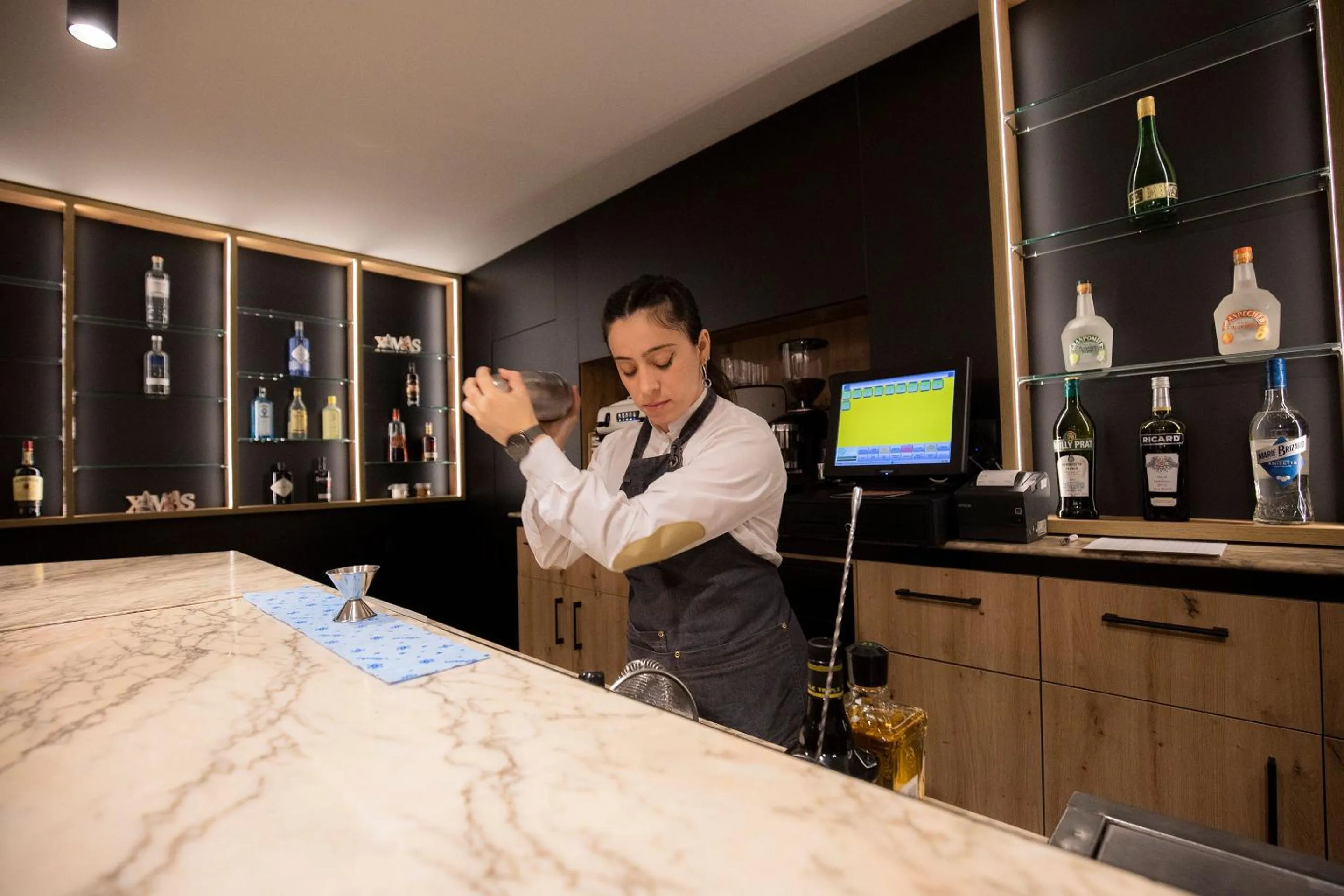 Lounge or bar in Hotel Comtes d'Urgell by Nexta