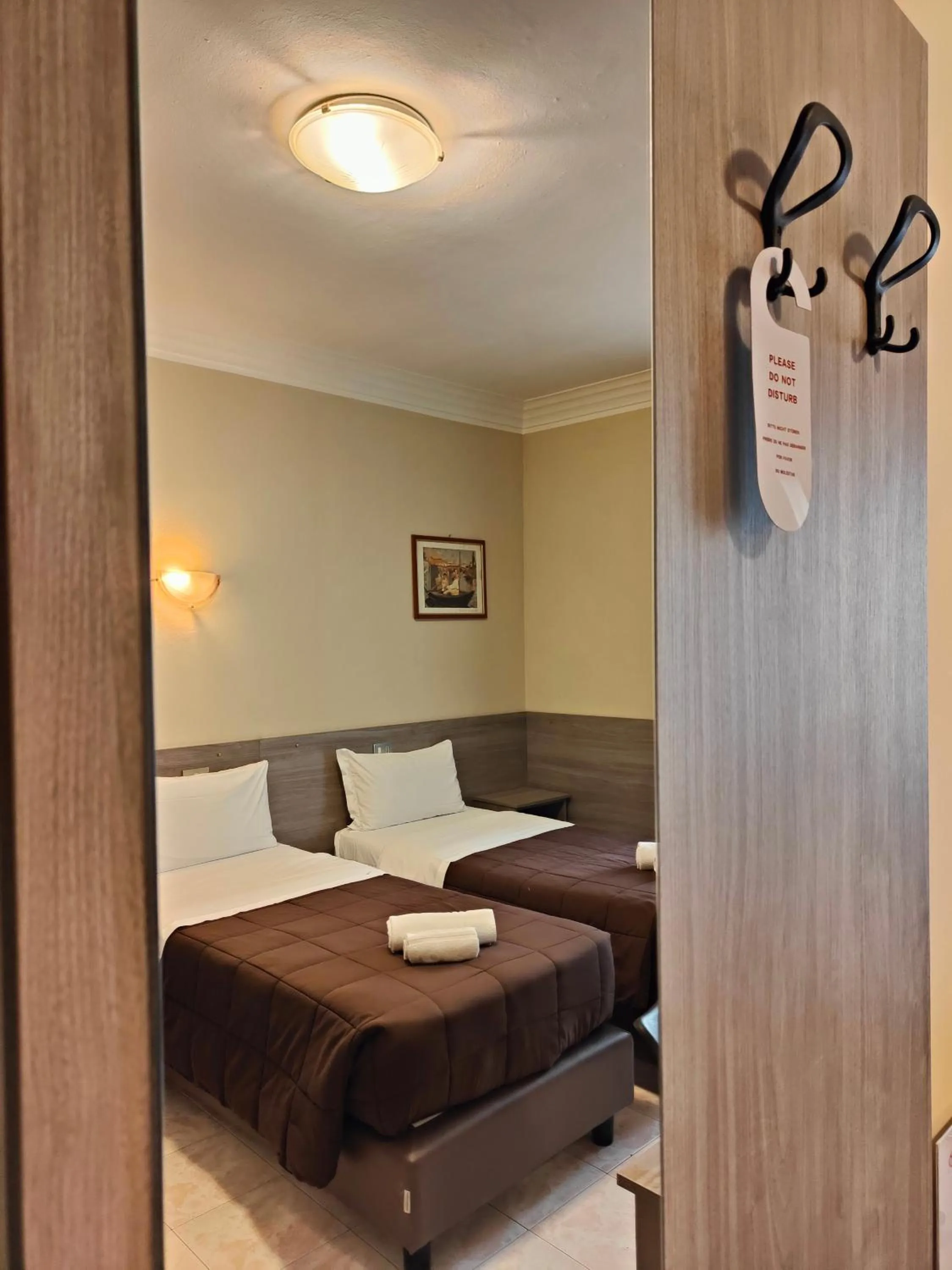 Bedroom, Bed in Hotel Romano