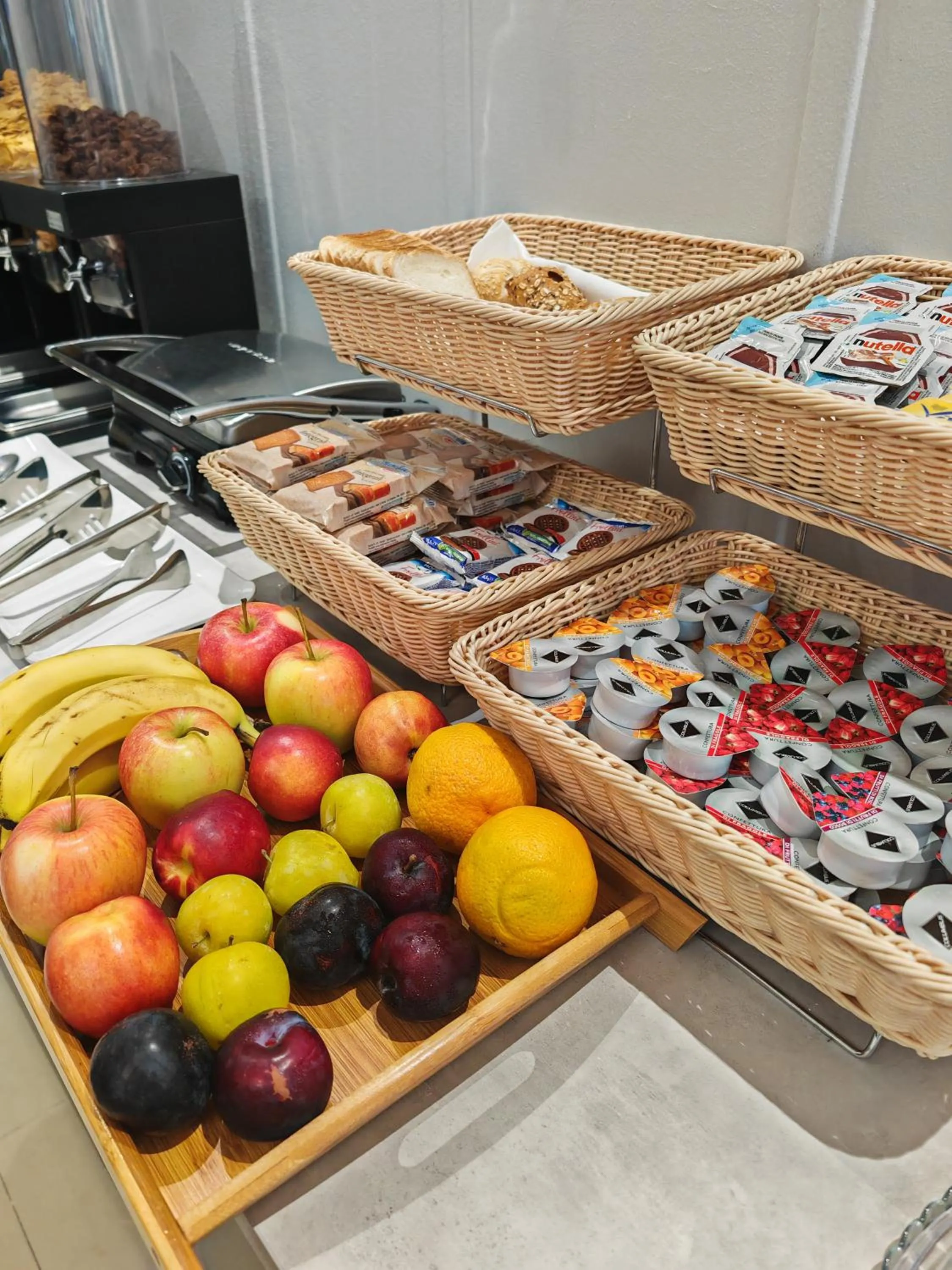 Breakfast in Hotel Romano