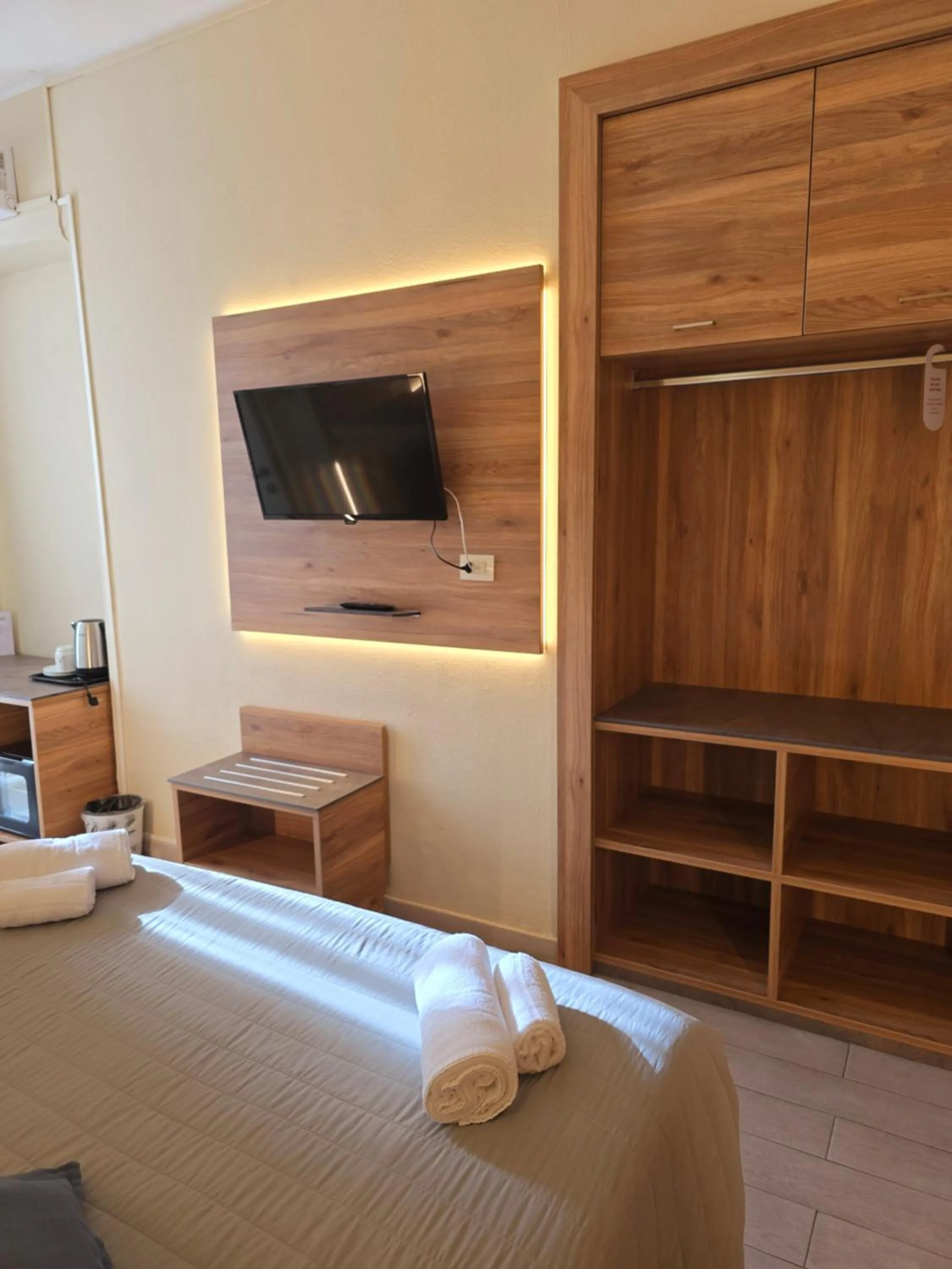 Bedroom, Bed in Hotel Romano