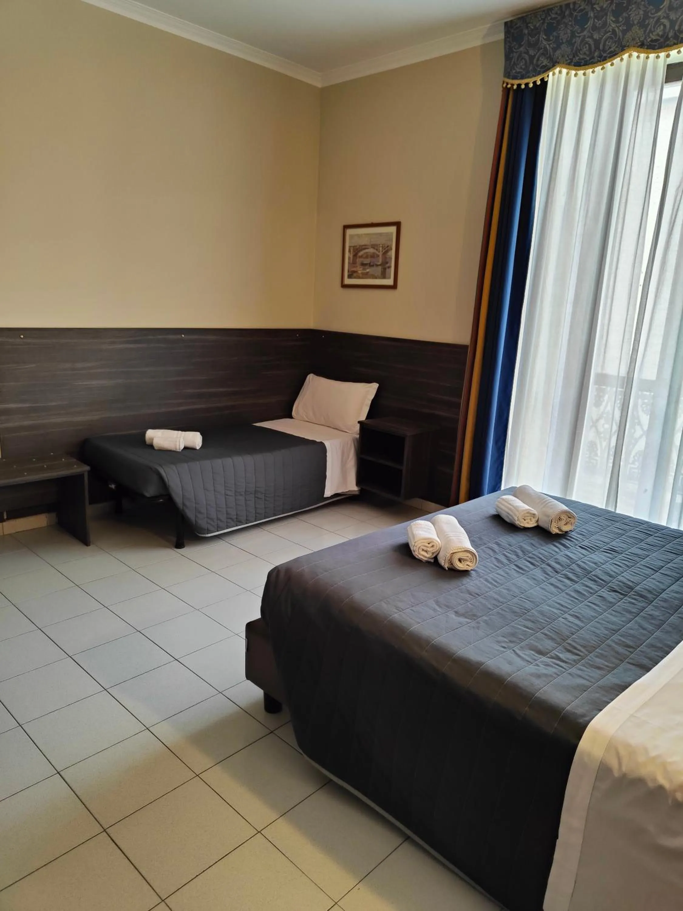 Bedroom, Bed in Hotel Romano