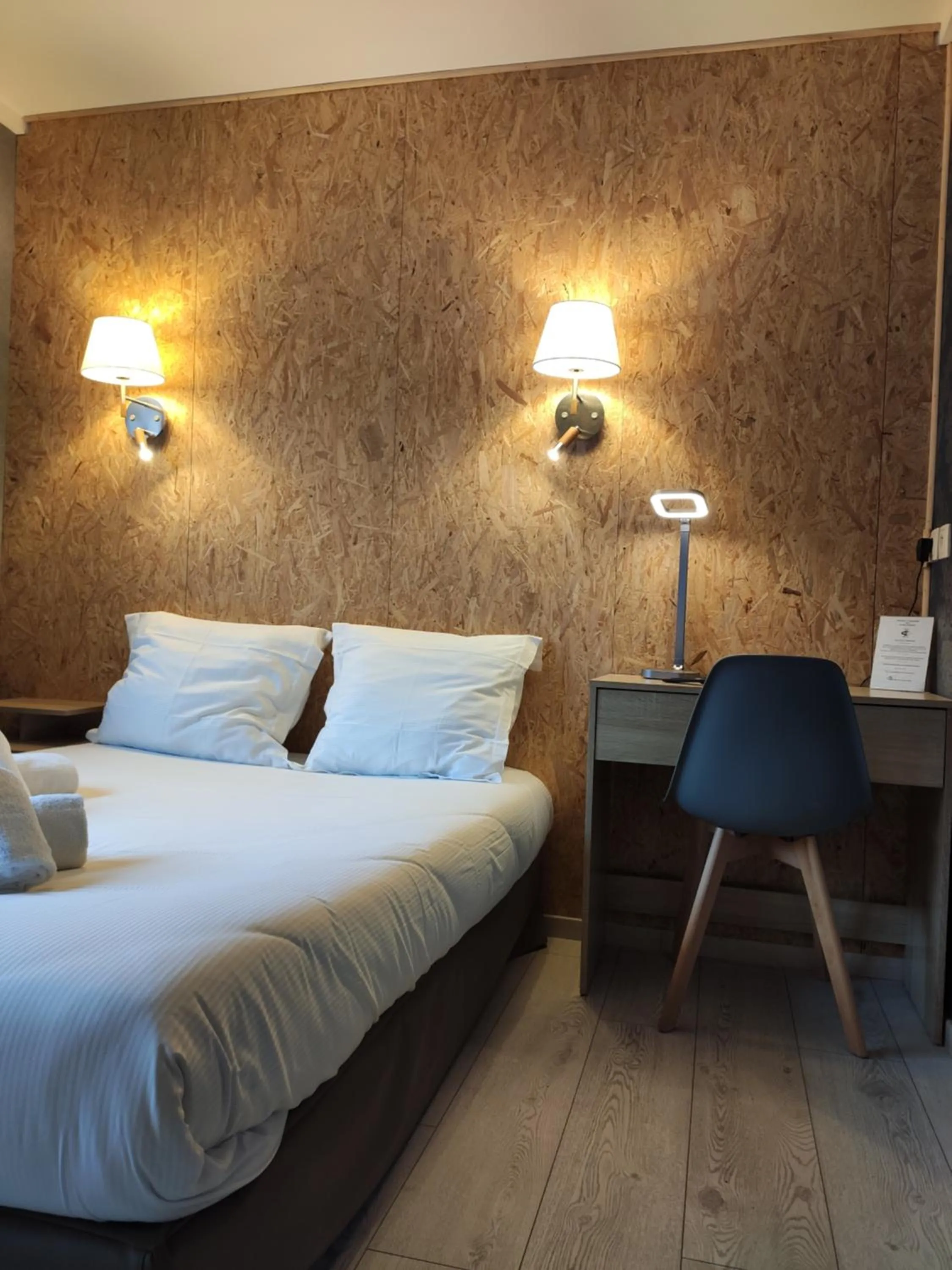 Bed in BAR HOTEL DU CENTRE (BDC)