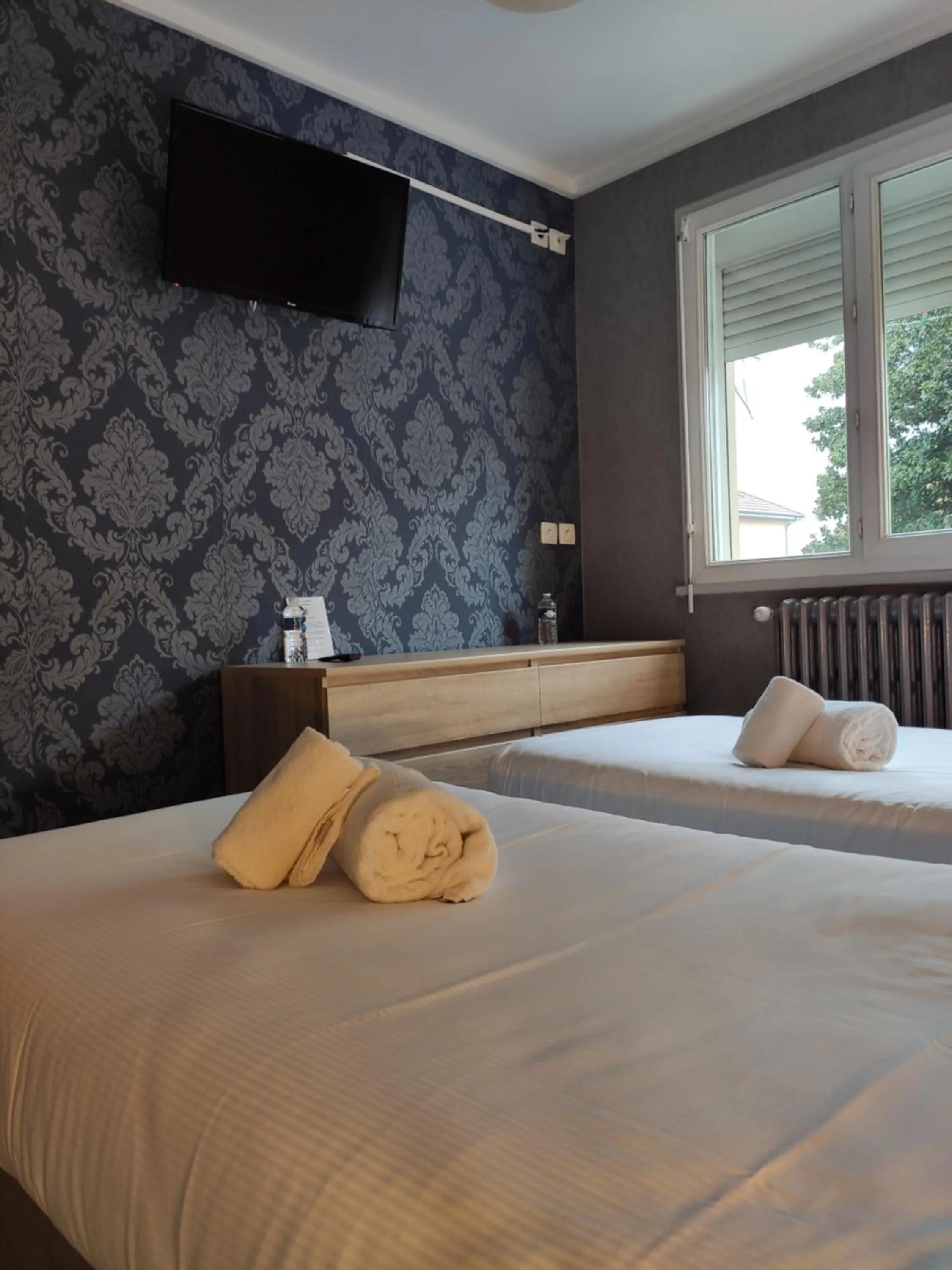 Bed in BAR HOTEL DU CENTRE (BDC)