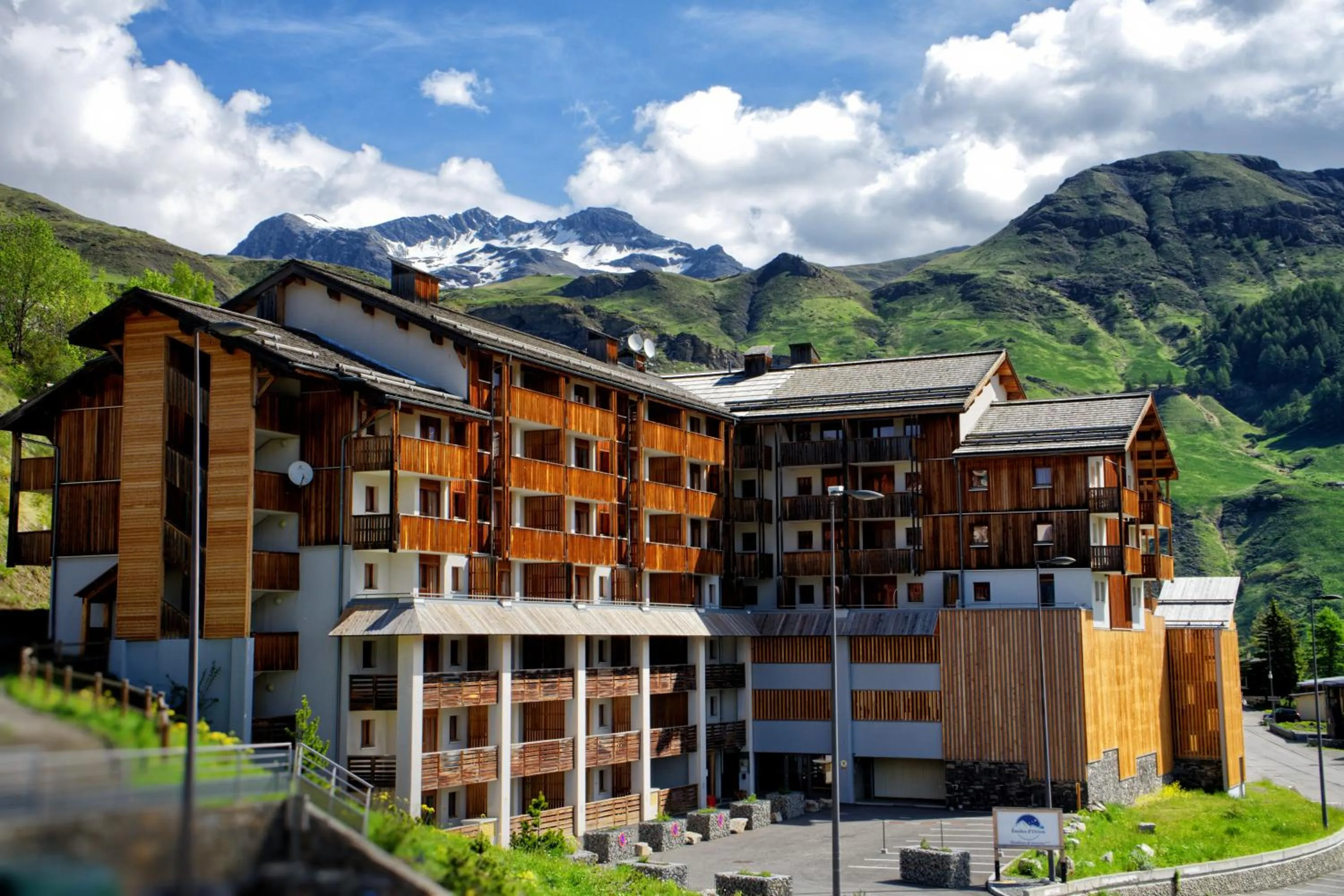 Property building in Résidence Vacancéole - Les Etoiles d'Orion