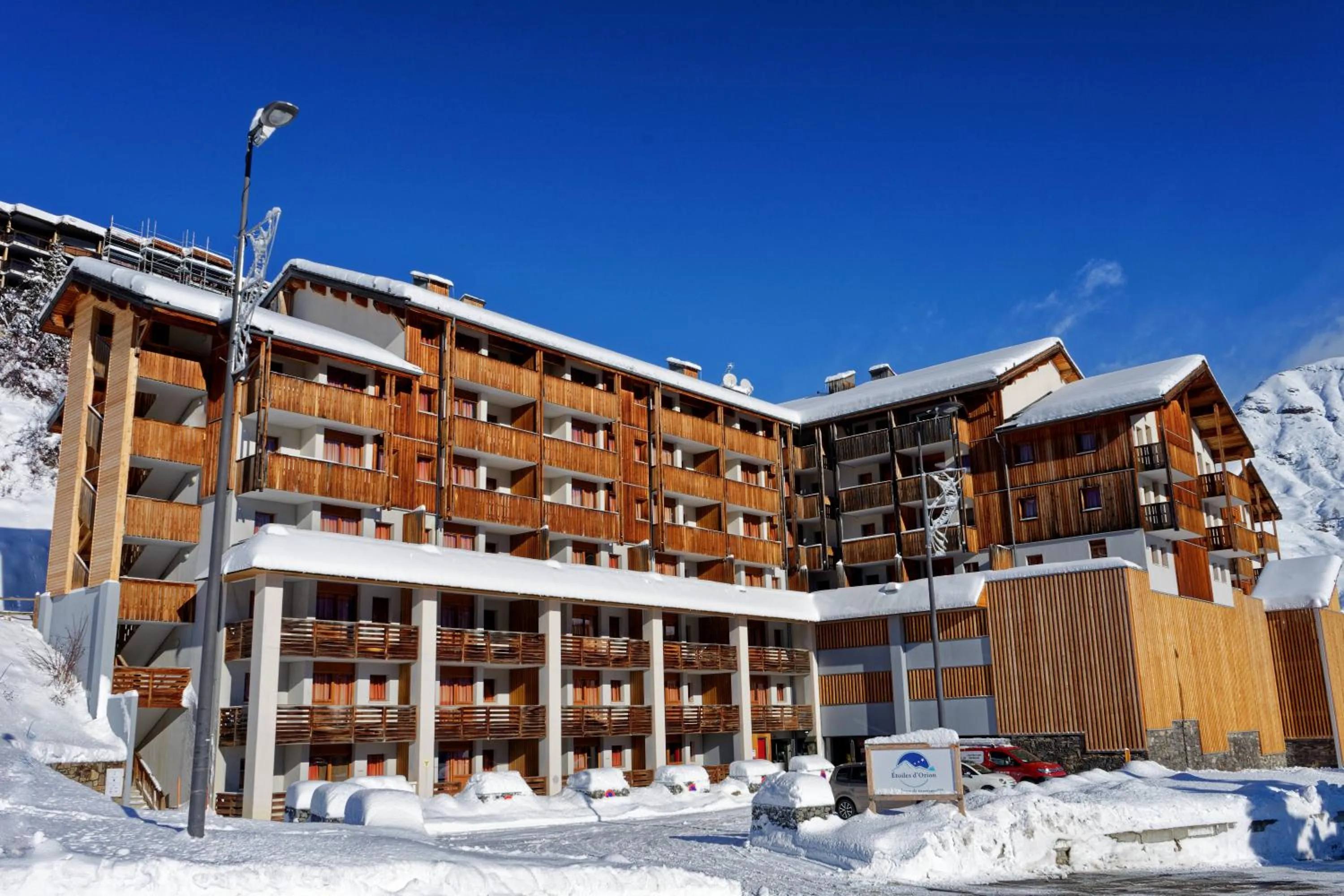 Property building in Résidence Vacancéole - Les Etoiles d'Orion