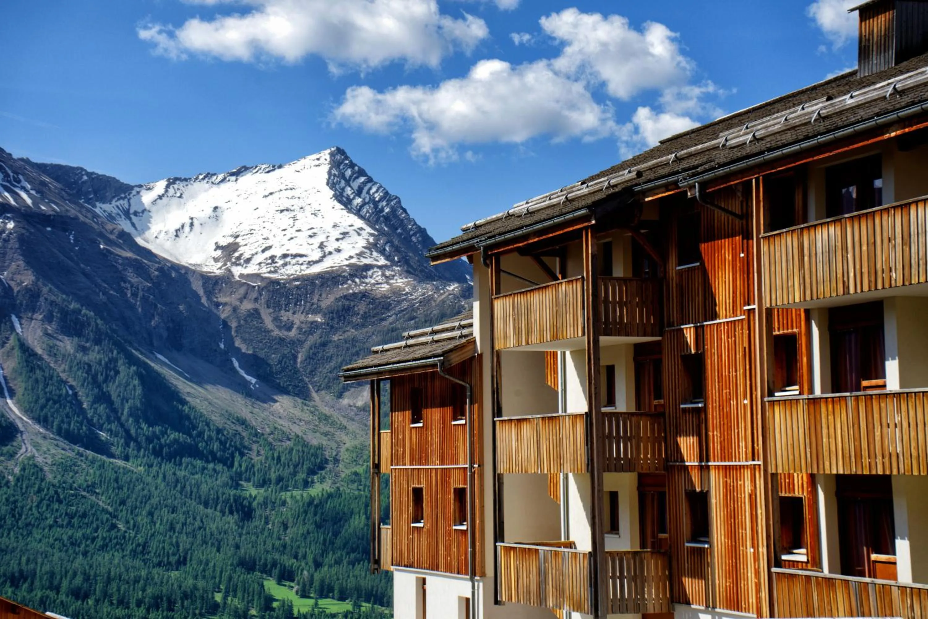 Property building in Résidence Vacancéole - Les Etoiles d'Orion