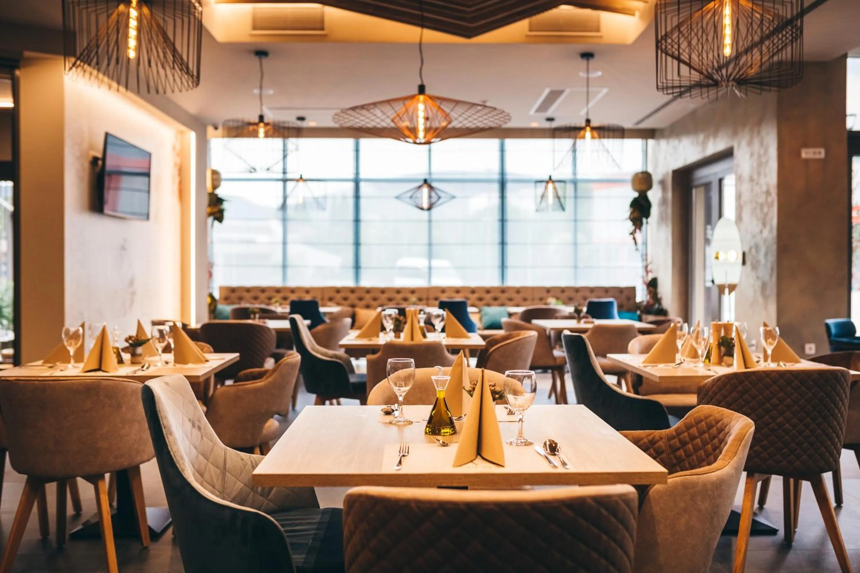 Restaurant/places to eat in Hotel Verso