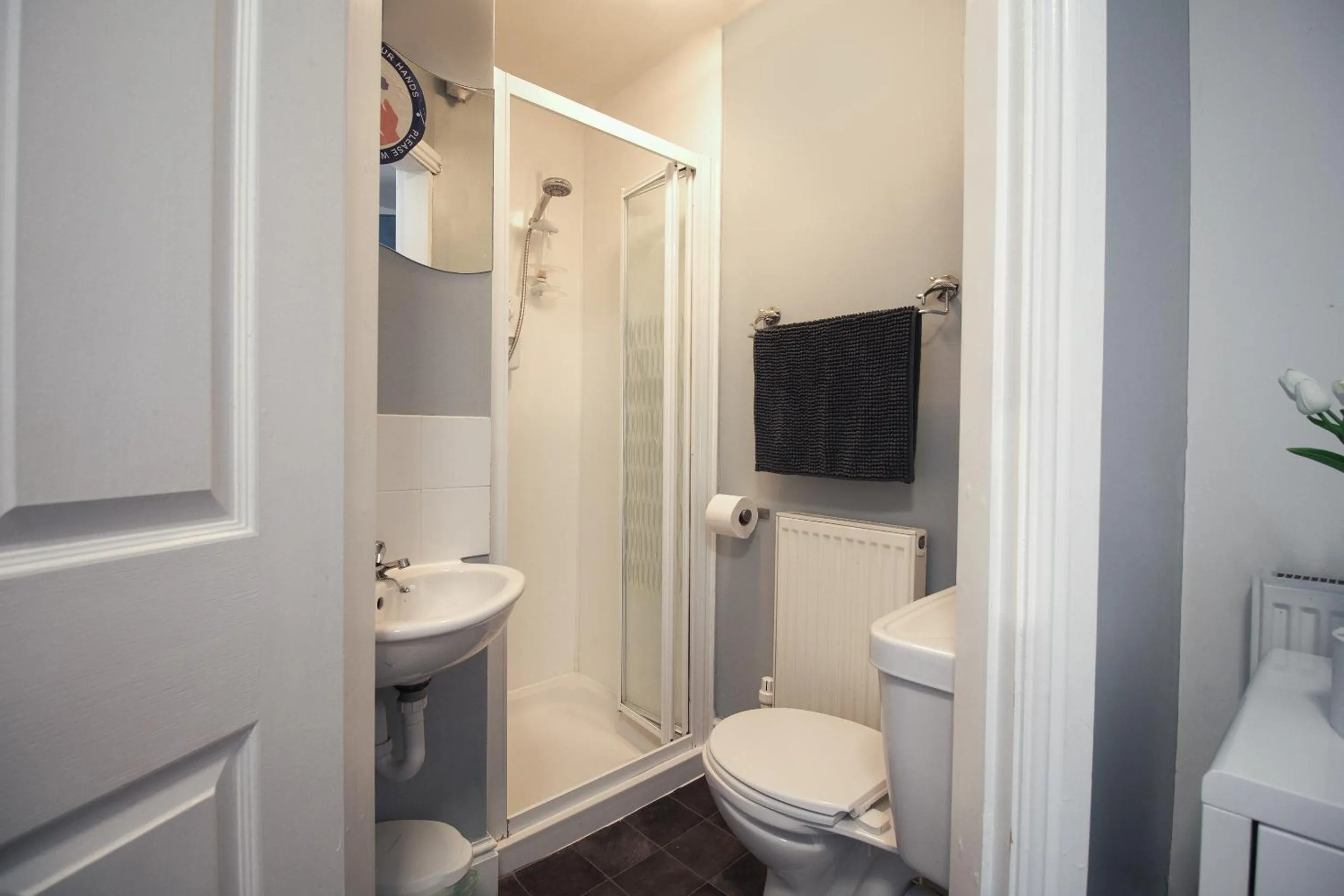 Bathroom in OYO Hotel Clamart