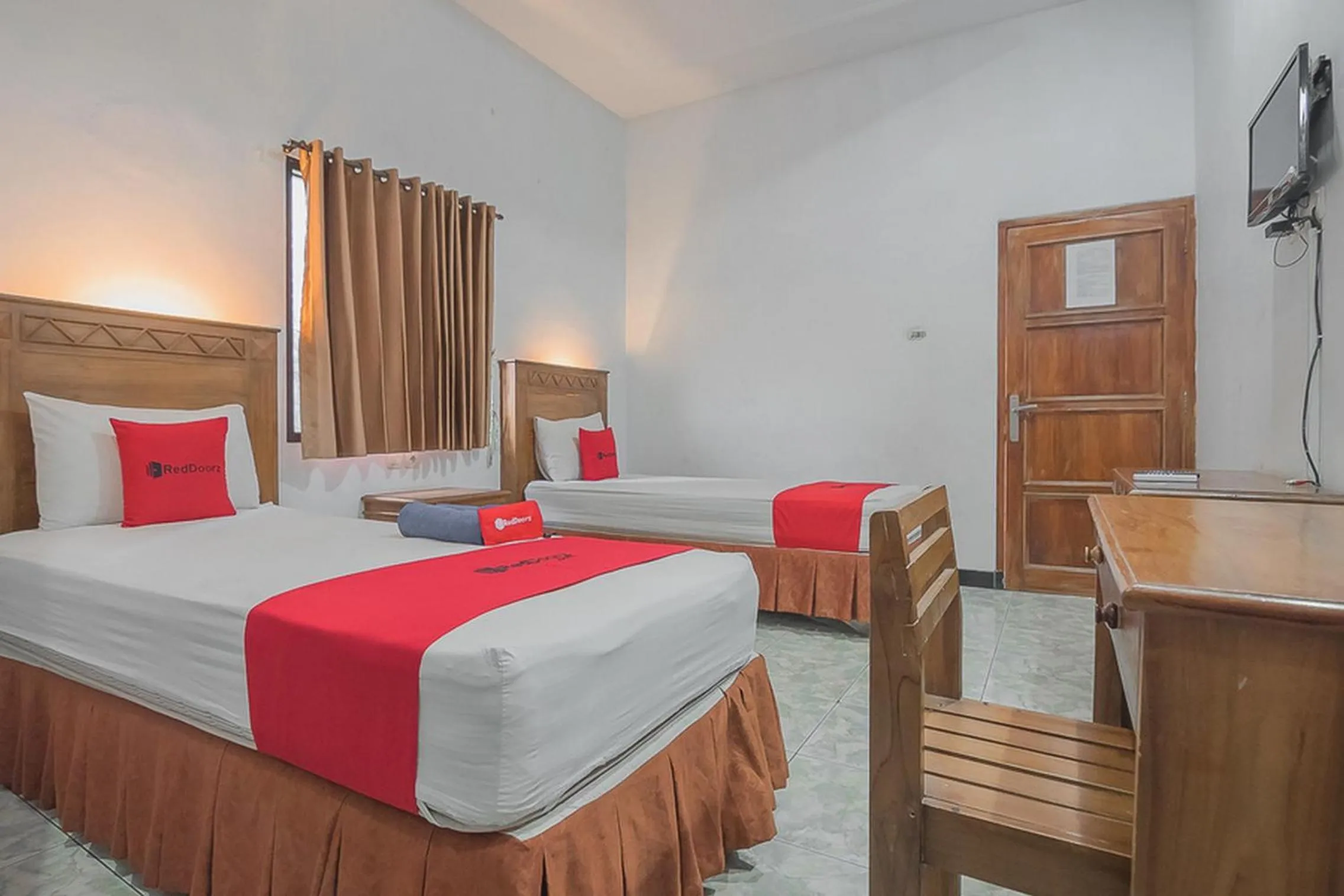 Bedroom, Bed in RedDoorz Plus near RSUD Majalengka
