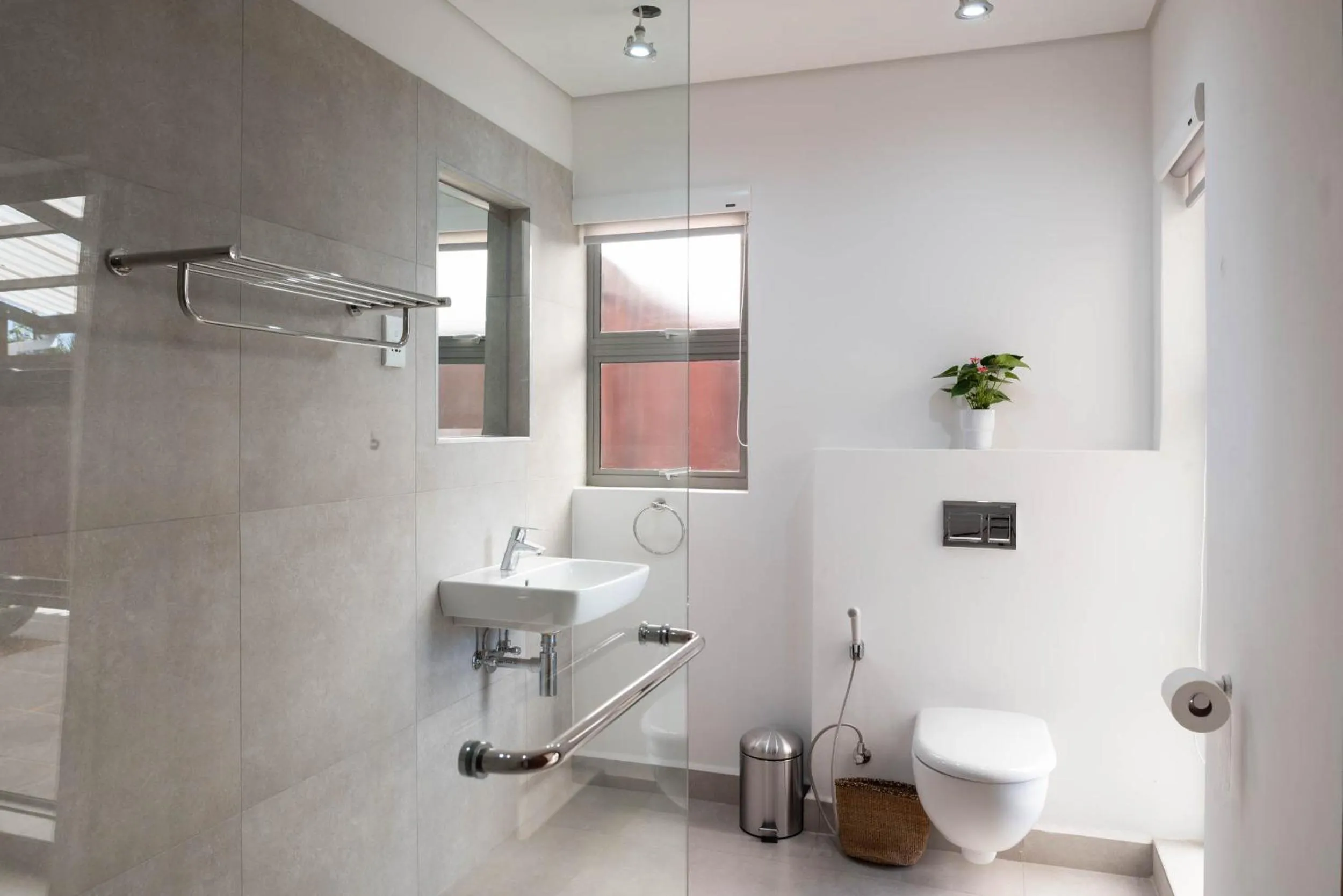 Bathroom in 5 On Lindsay