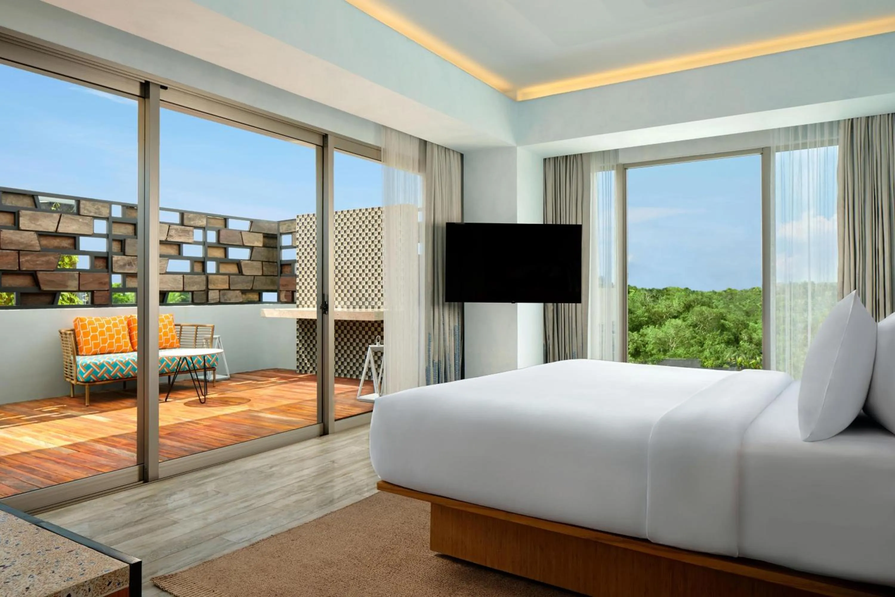 Photo of the whole room, Bed in Aloft Bali Seminyak