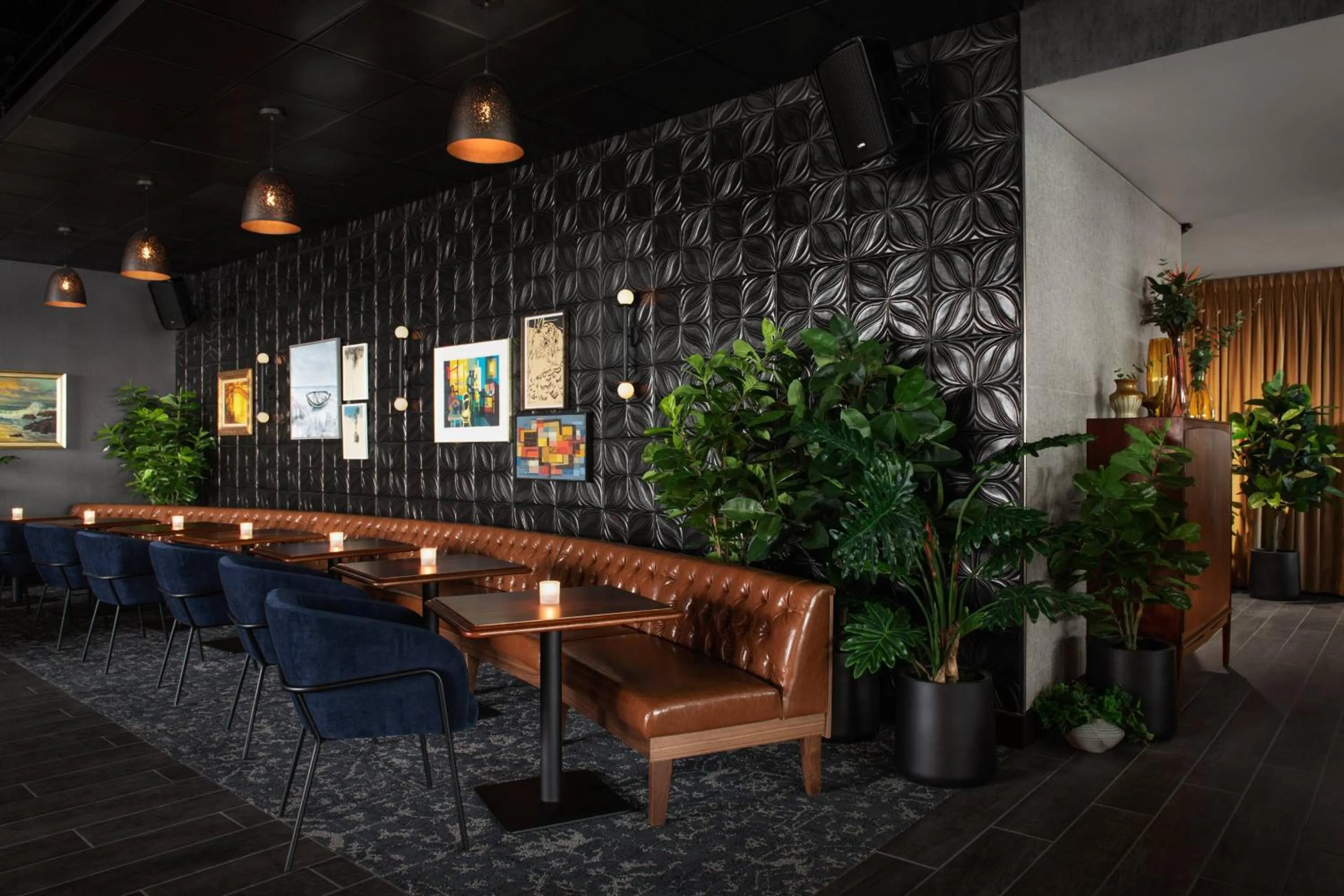 Restaurant/places to eat in AC Hotel by Marriott Bridgewater